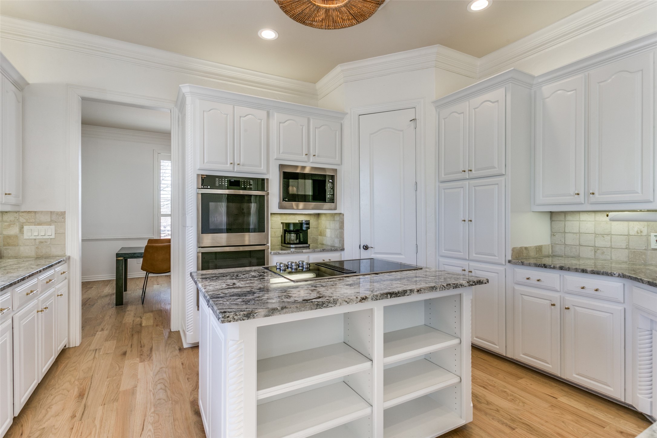3801 Treemont Circle