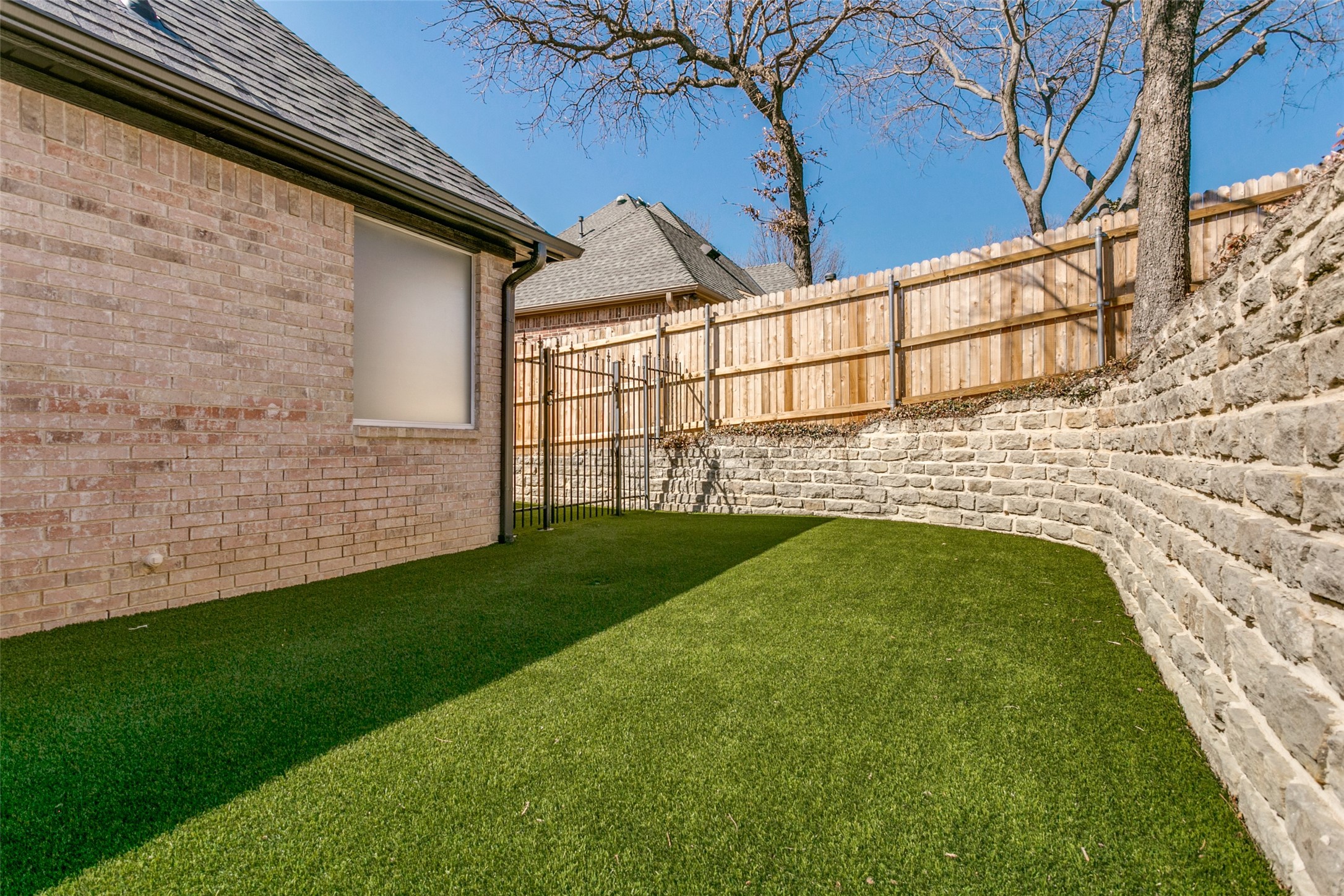 3801 Treemont Circle