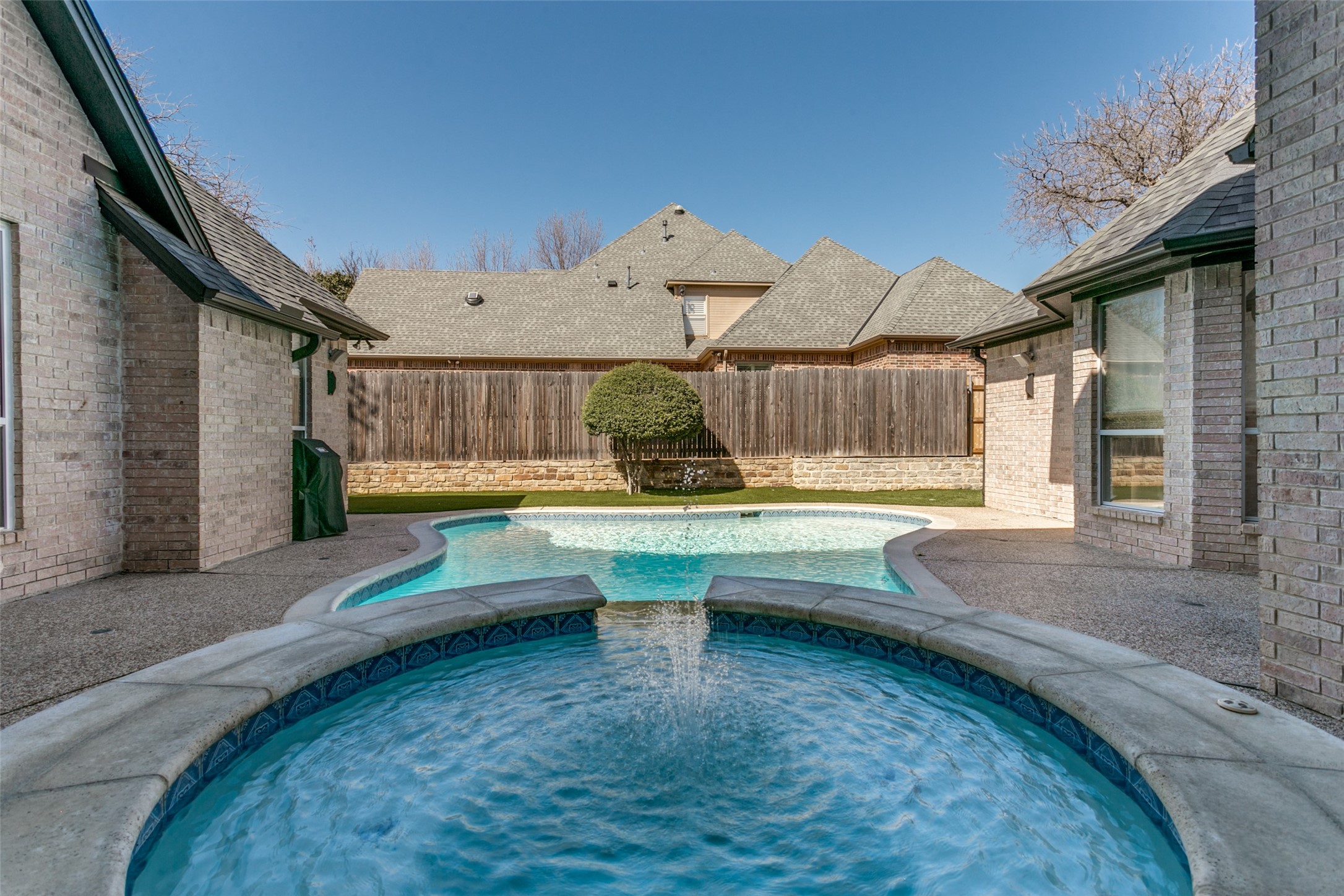 3801 Treemont Circle