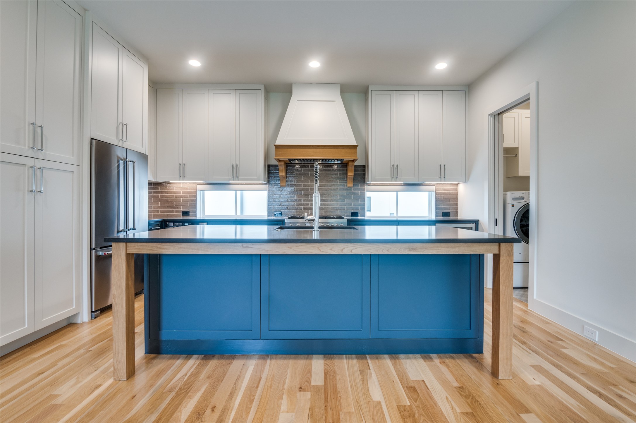 4222 Hawthorne Avenue 103