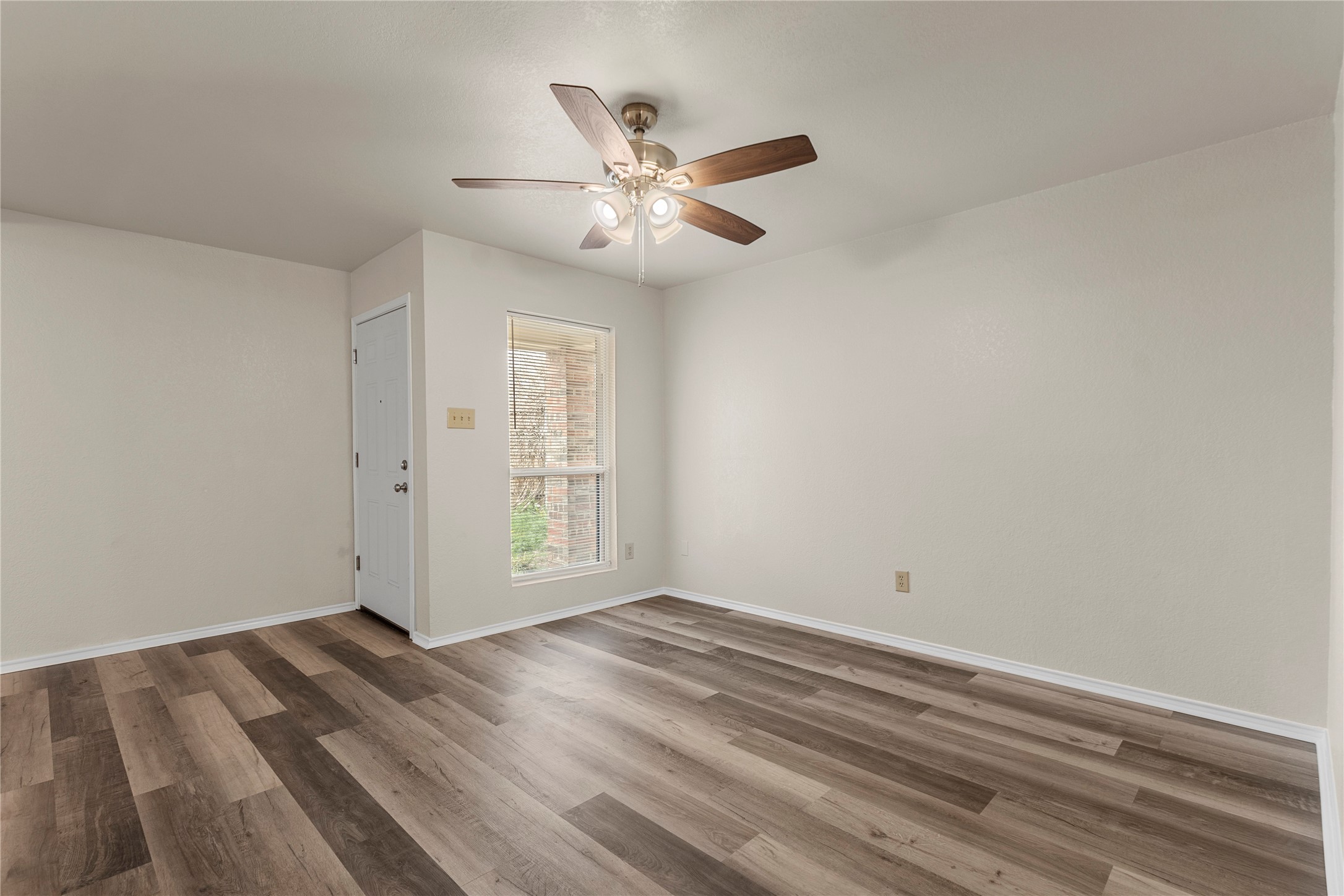 10246 Maverick Drive