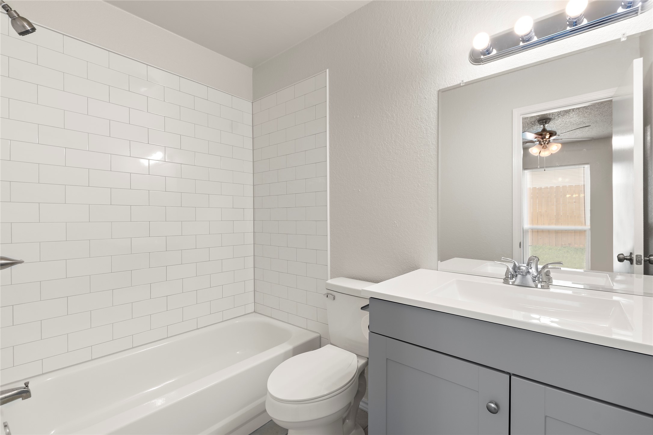 10246 Maverick Drive