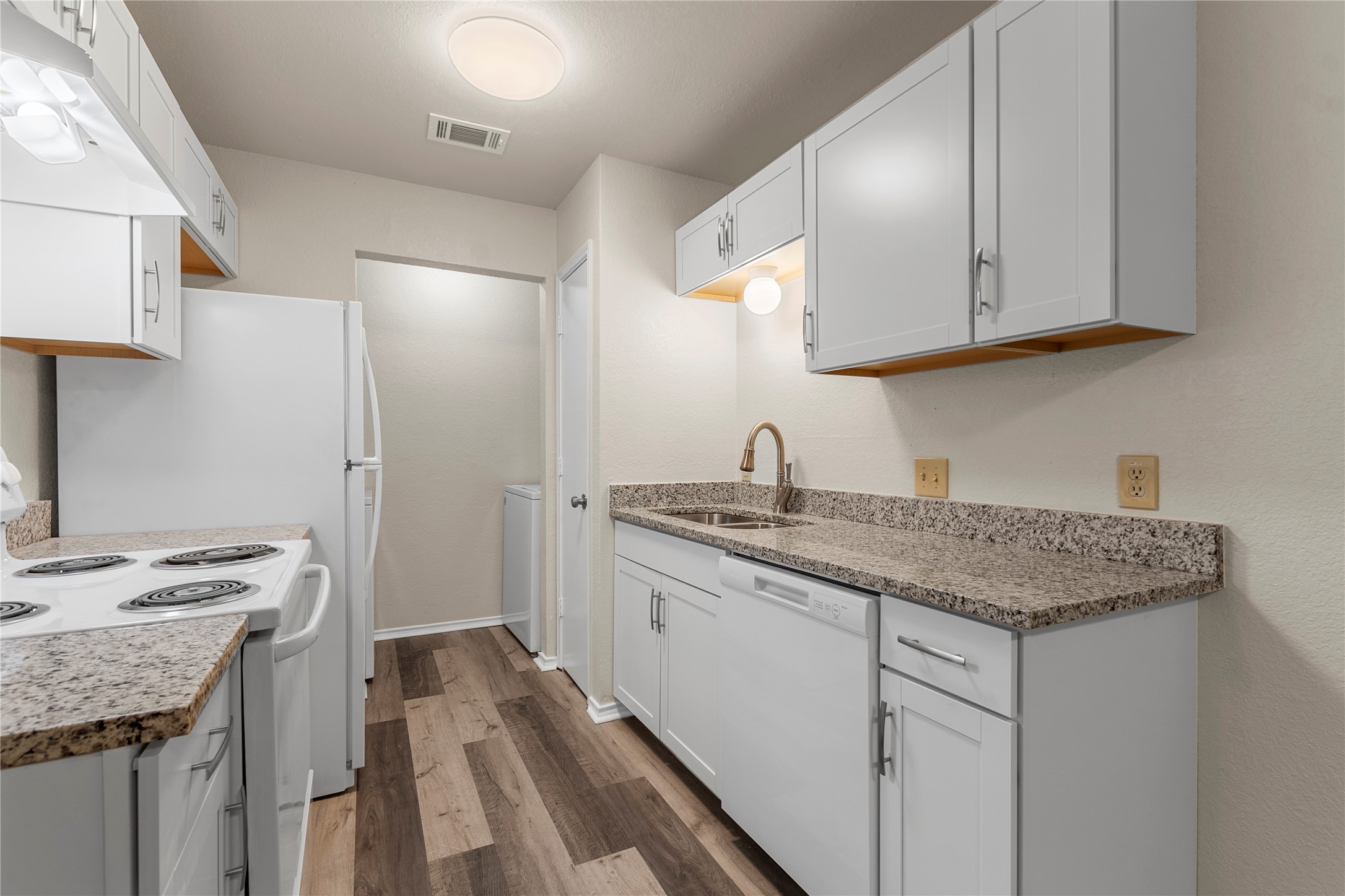 10246 Maverick Drive