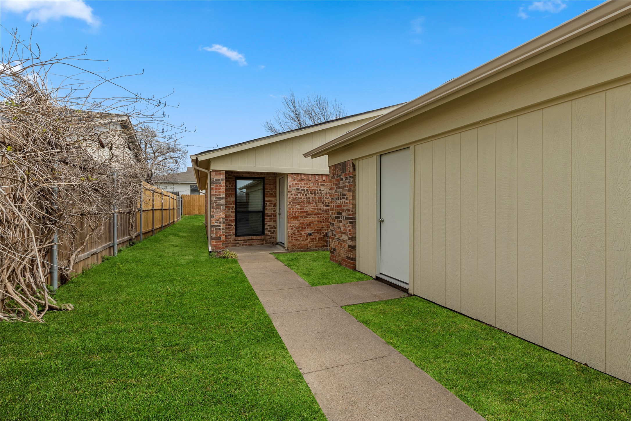 10246 Maverick Drive