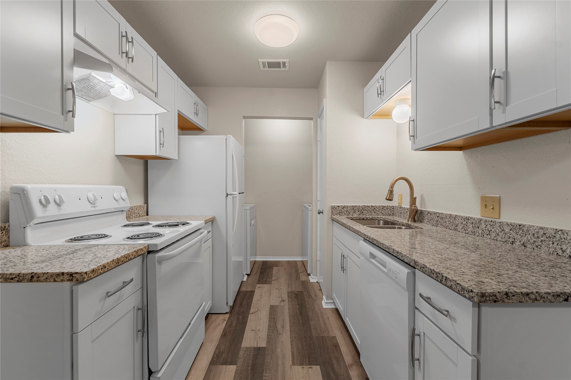 10246 Maverick Drive