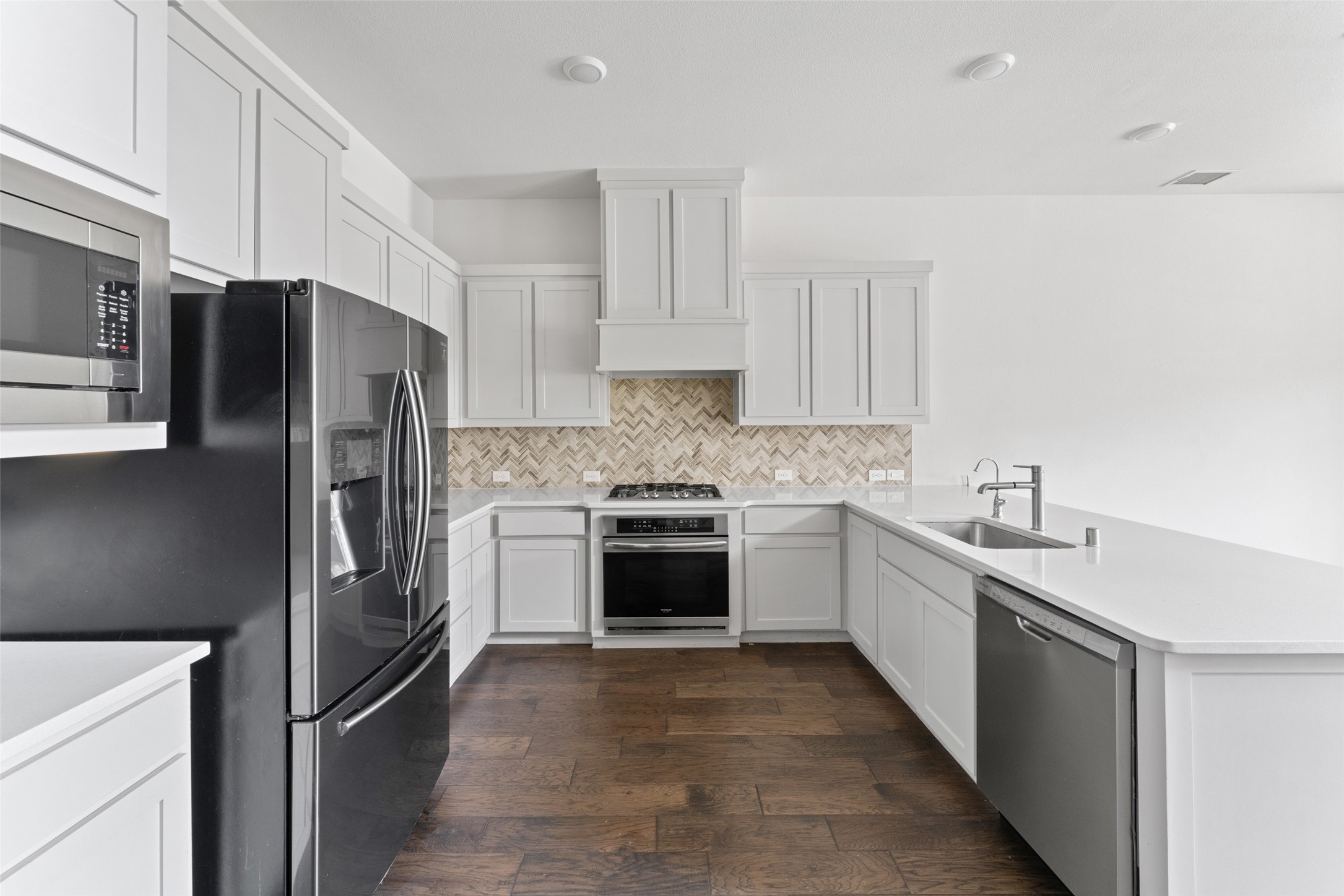 7231 Switchgrass Road
