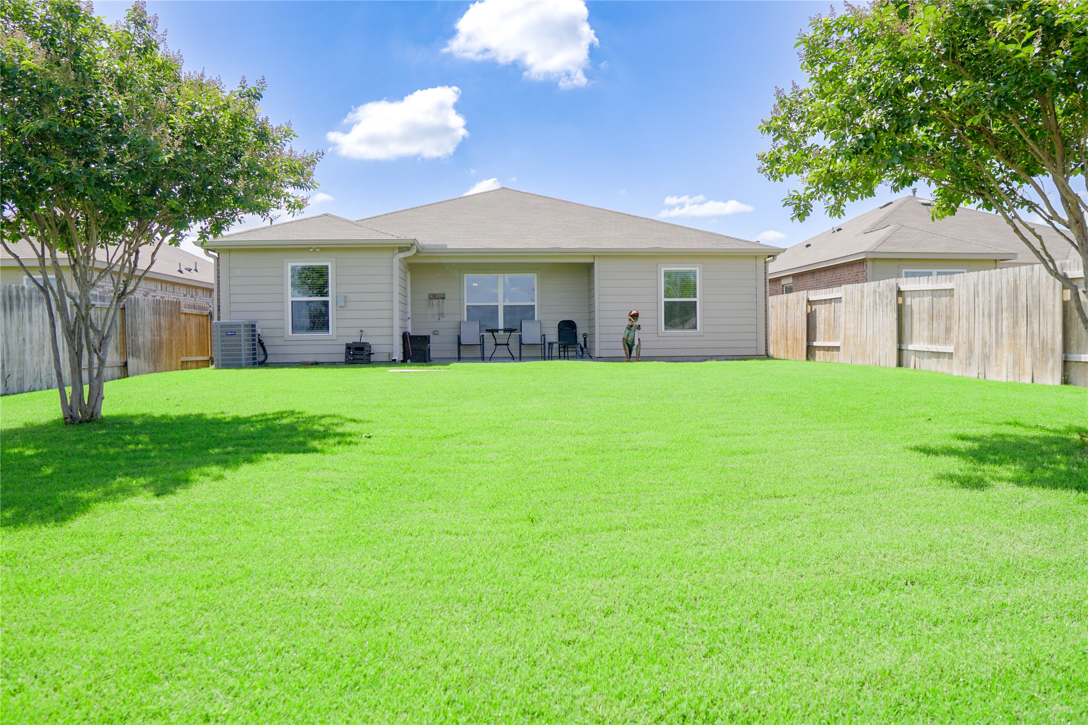 2122 Bluebell