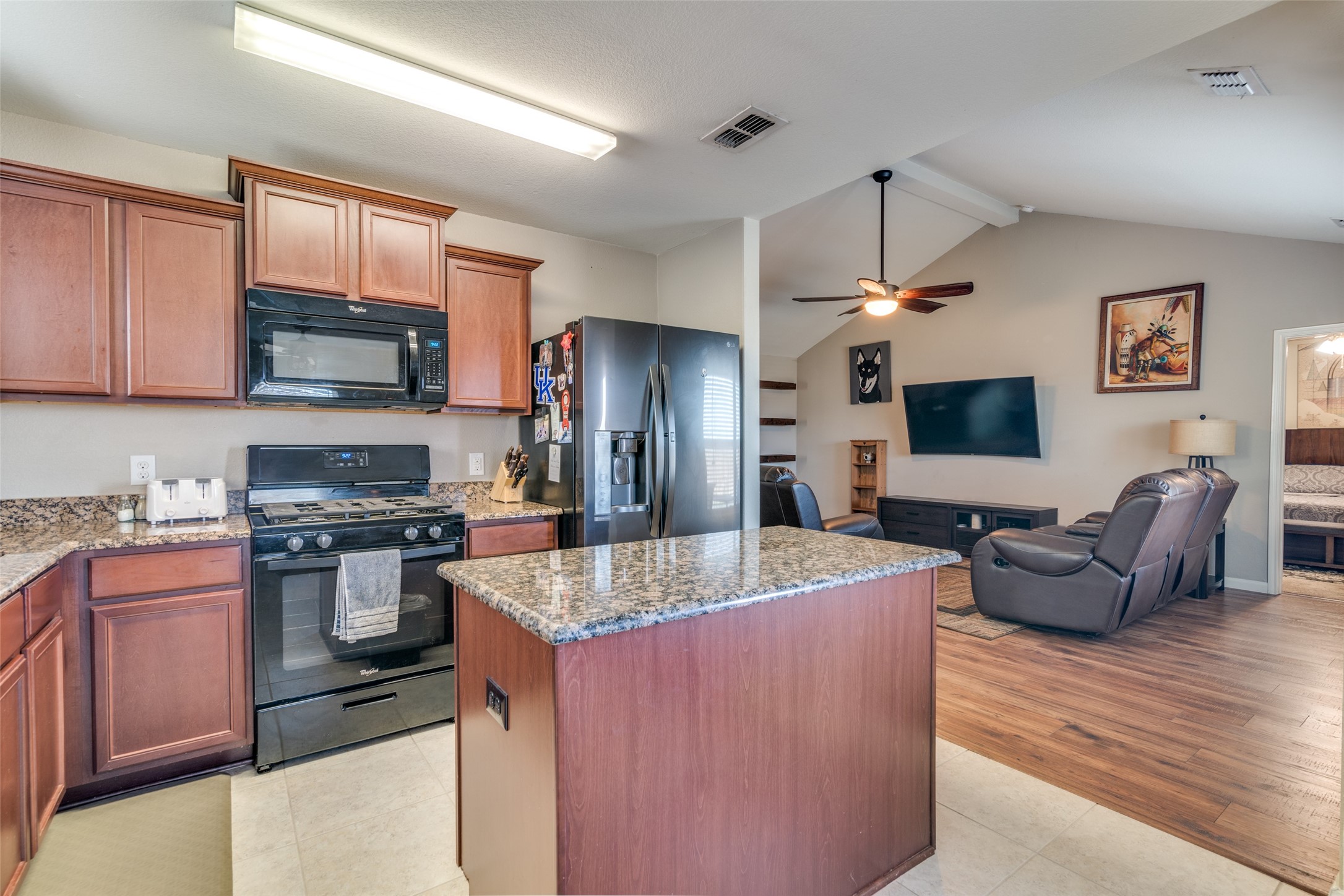 2122 Bluebell