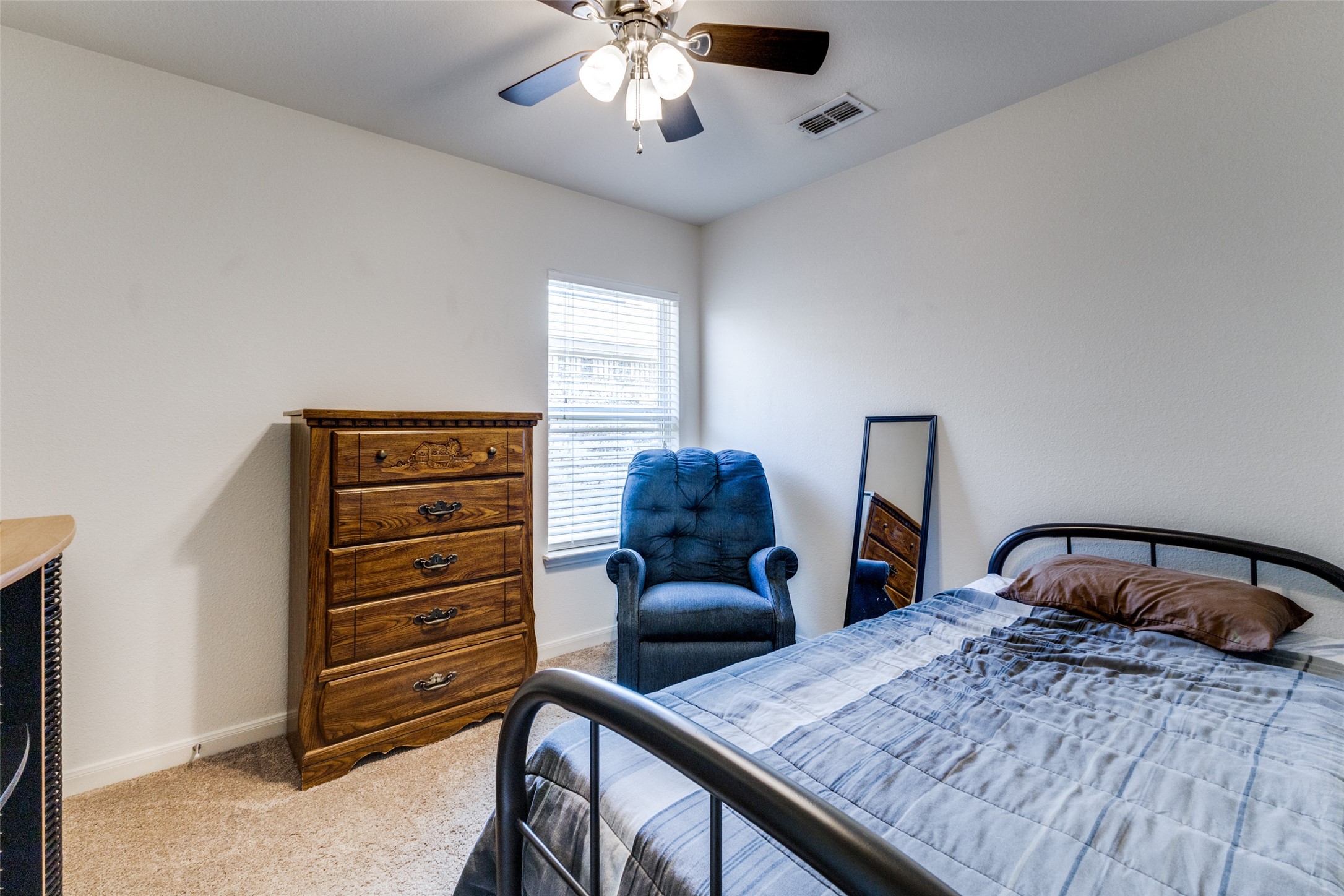 2122 Bluebell