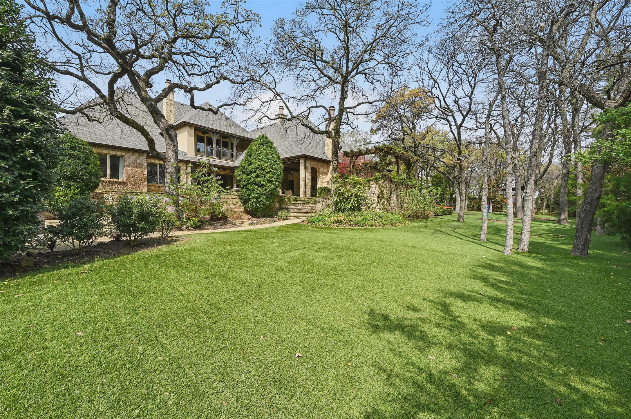 1305 Biltmore Drive