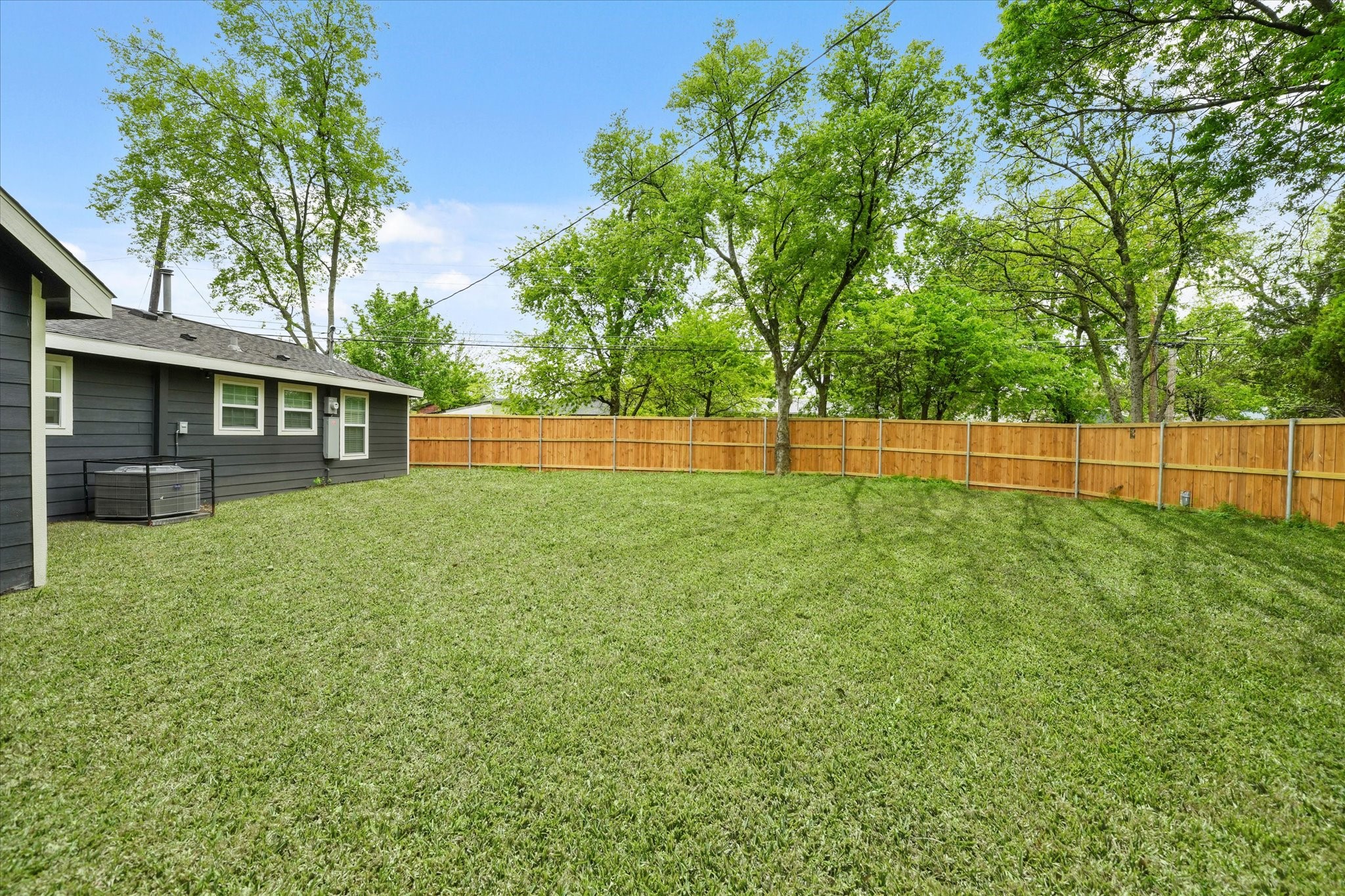 10015 La Prada Drive