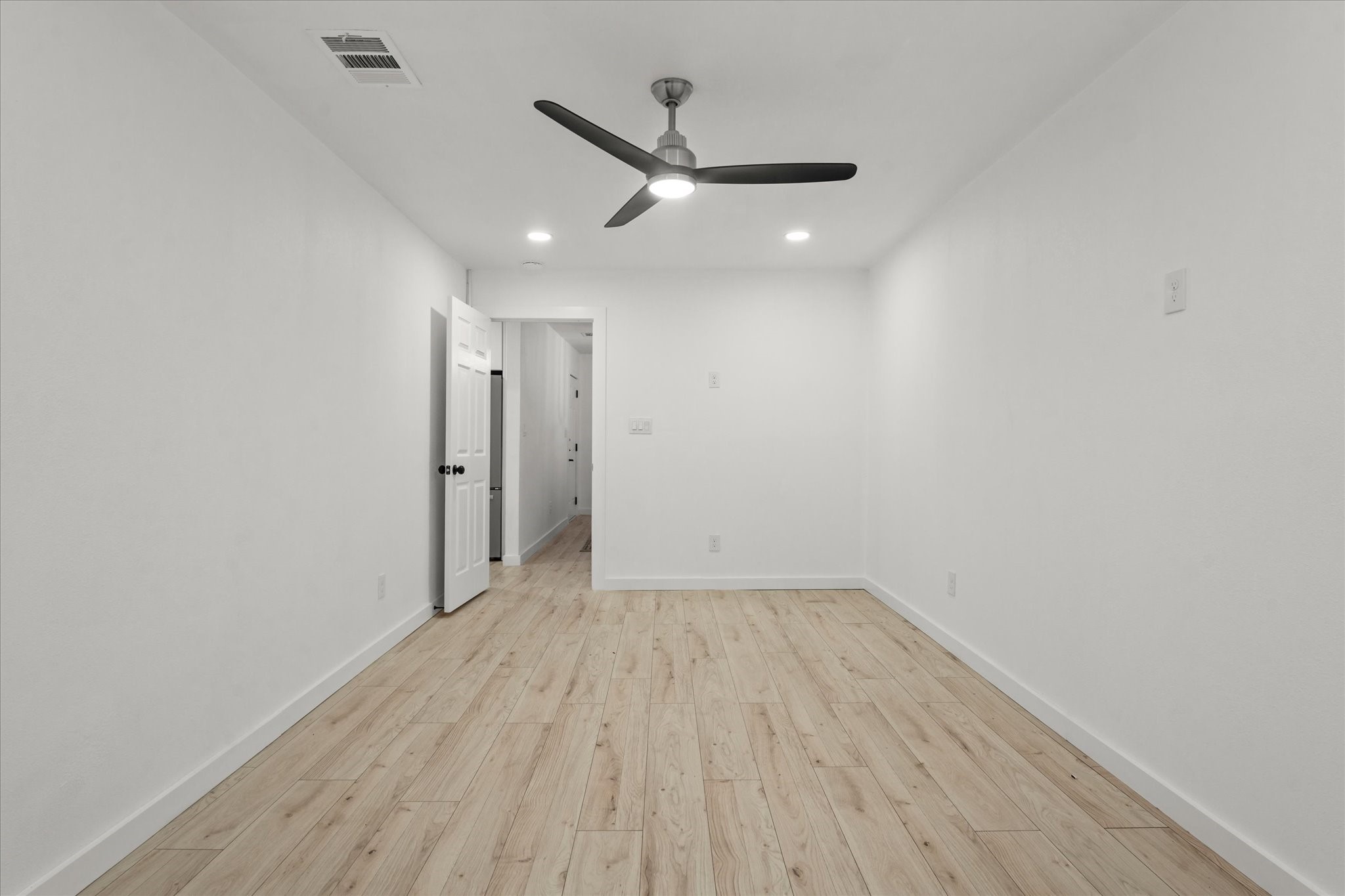 10015 La Prada Drive