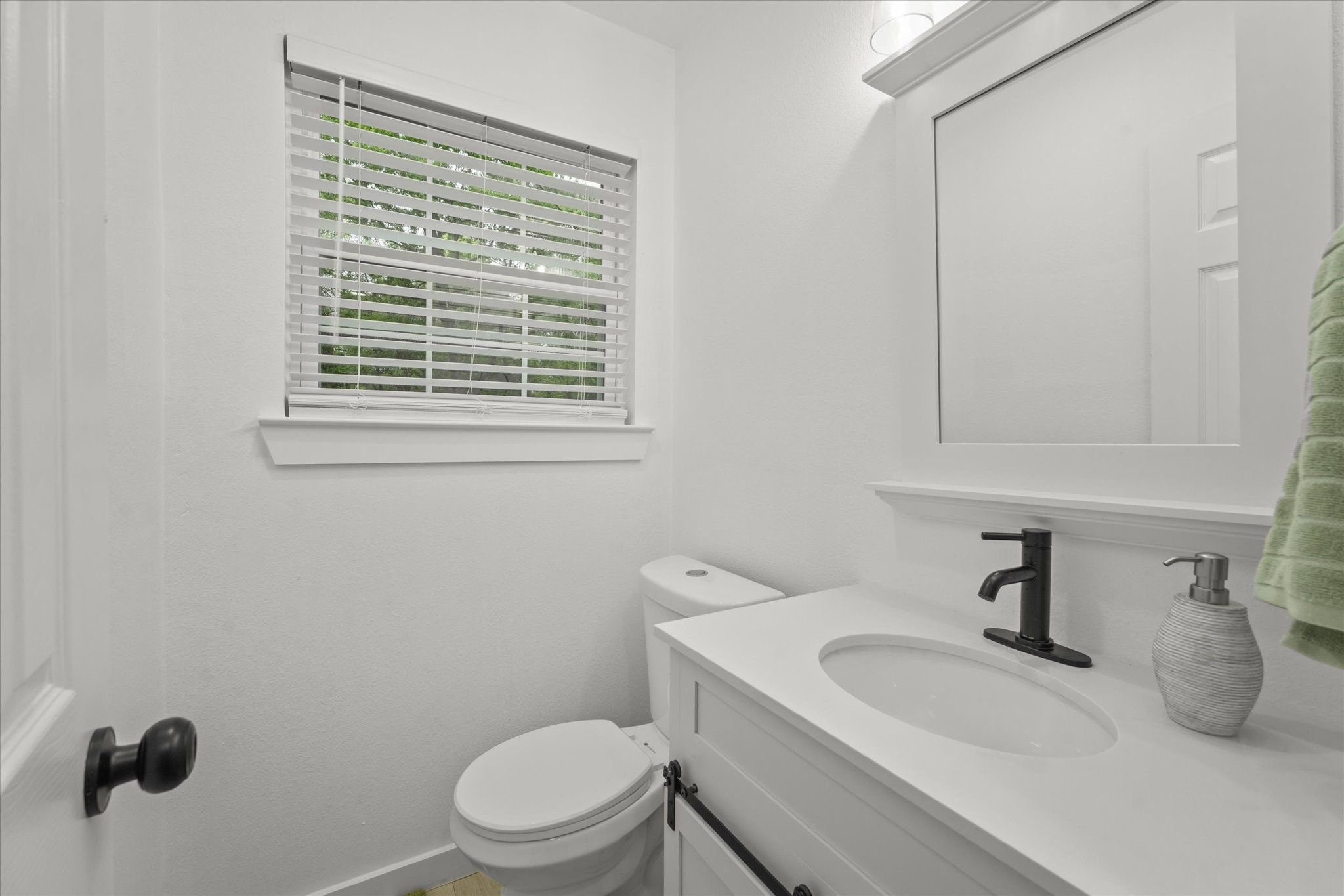 10015 La Prada Drive