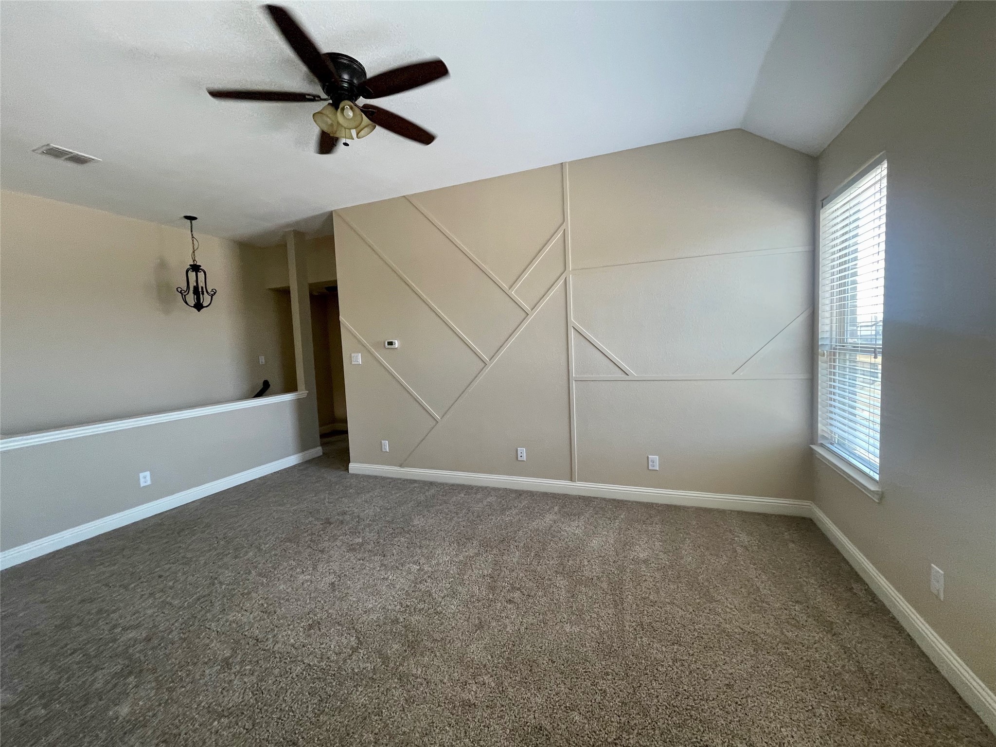 5047 Venecia Way