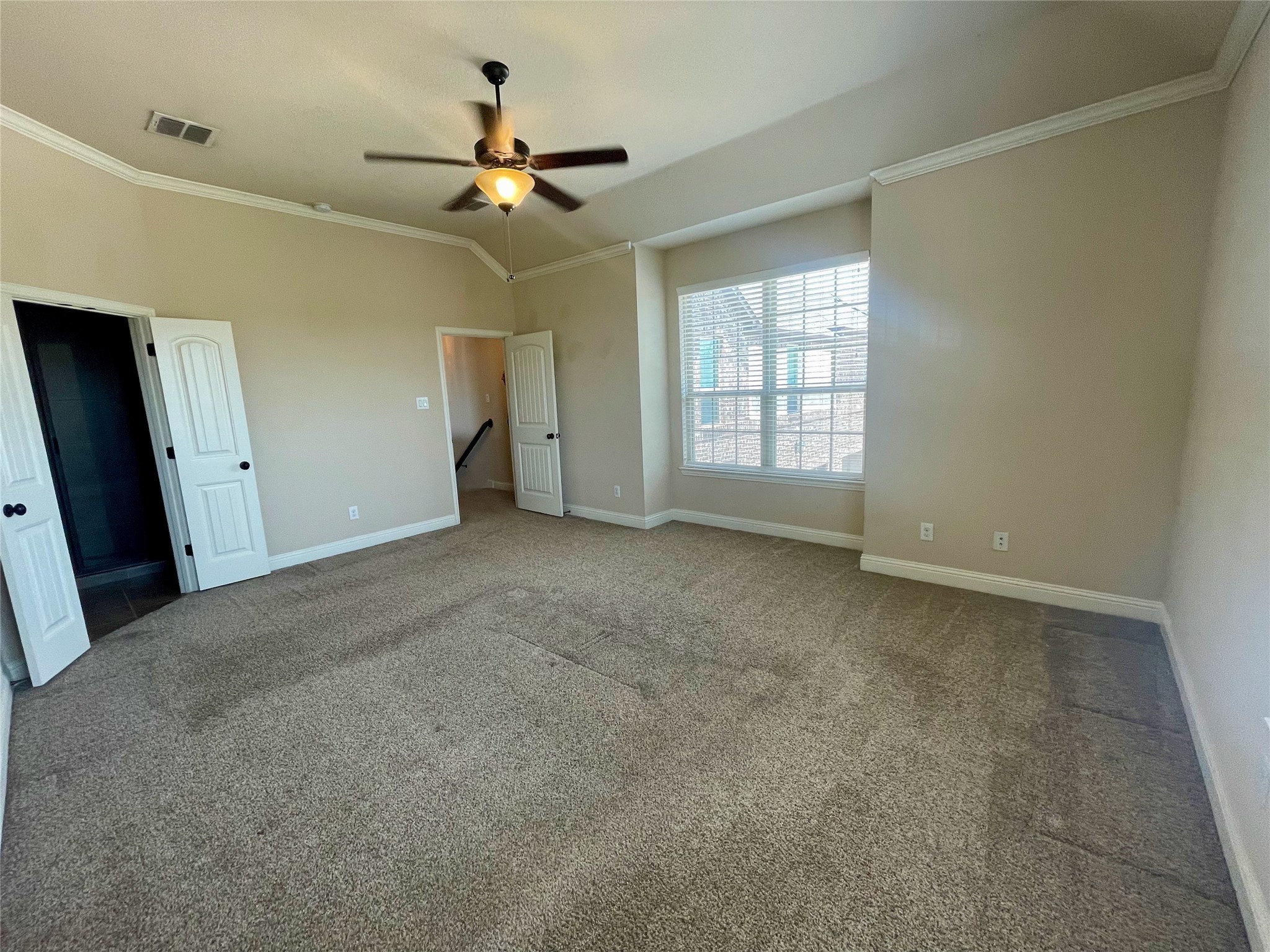 5047 Venecia Way