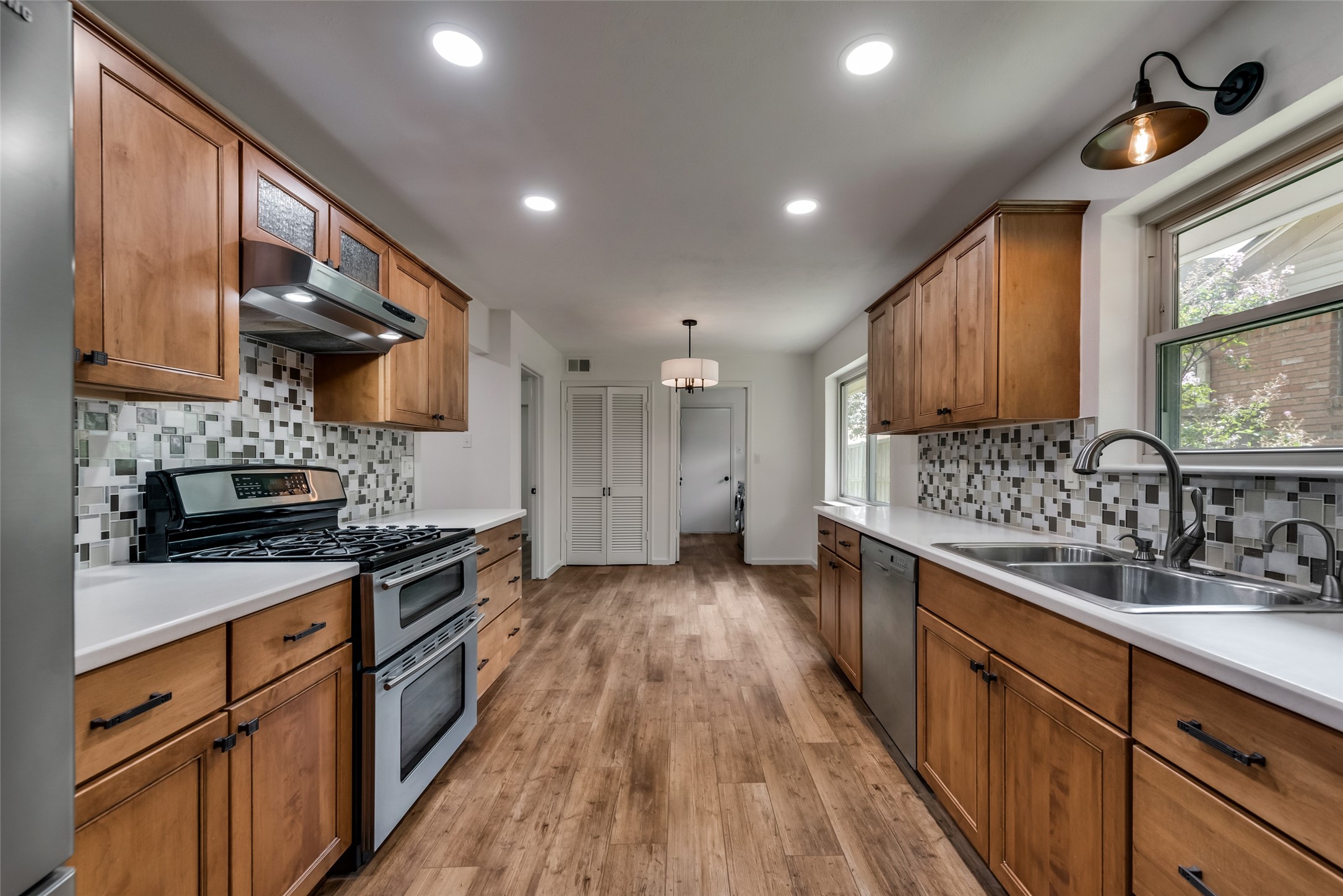 7720 El Pastel Drive