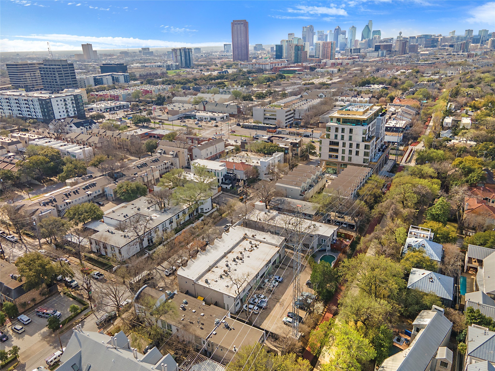 4241 Buena Vista Street 14