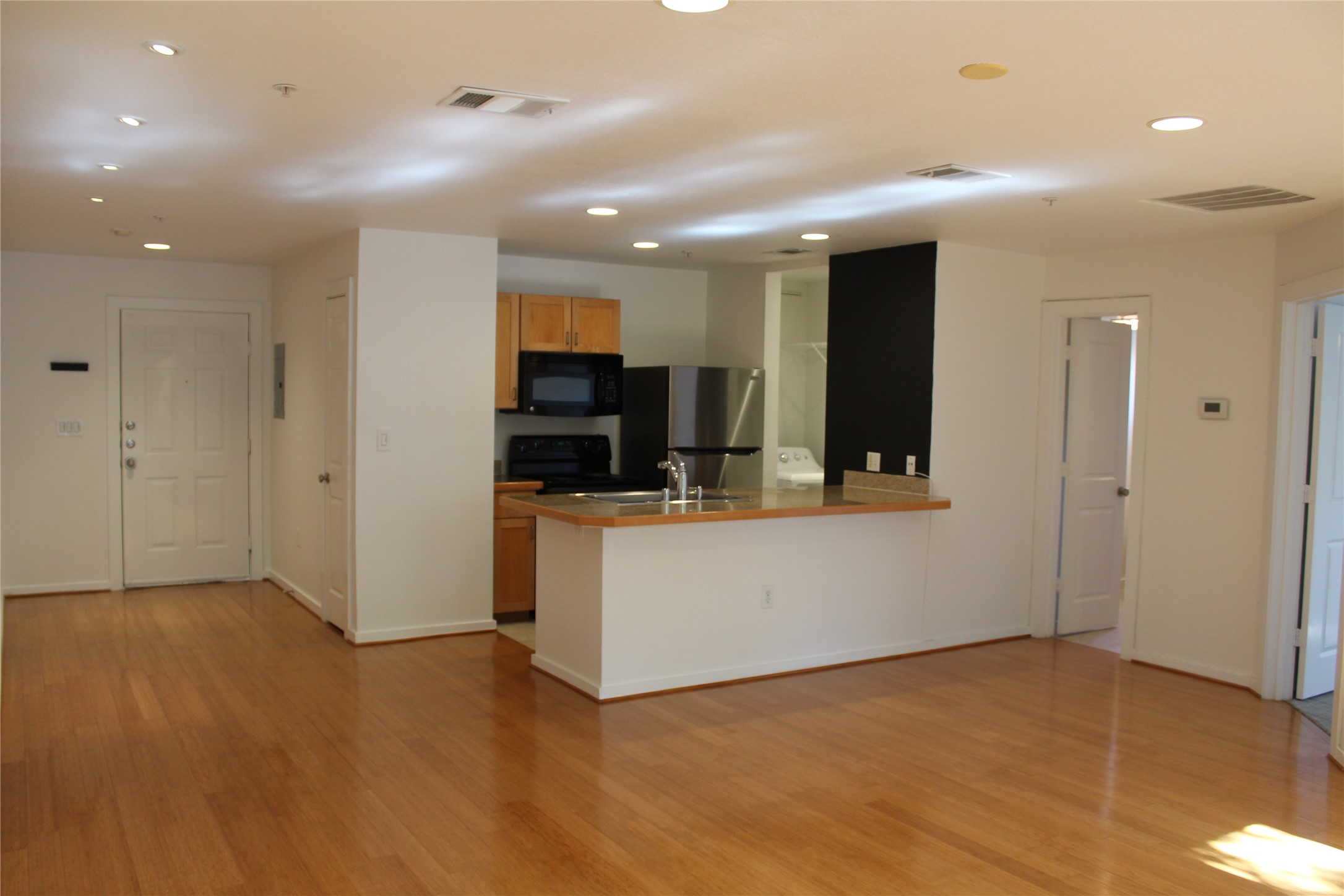 5111 Manett Street 201