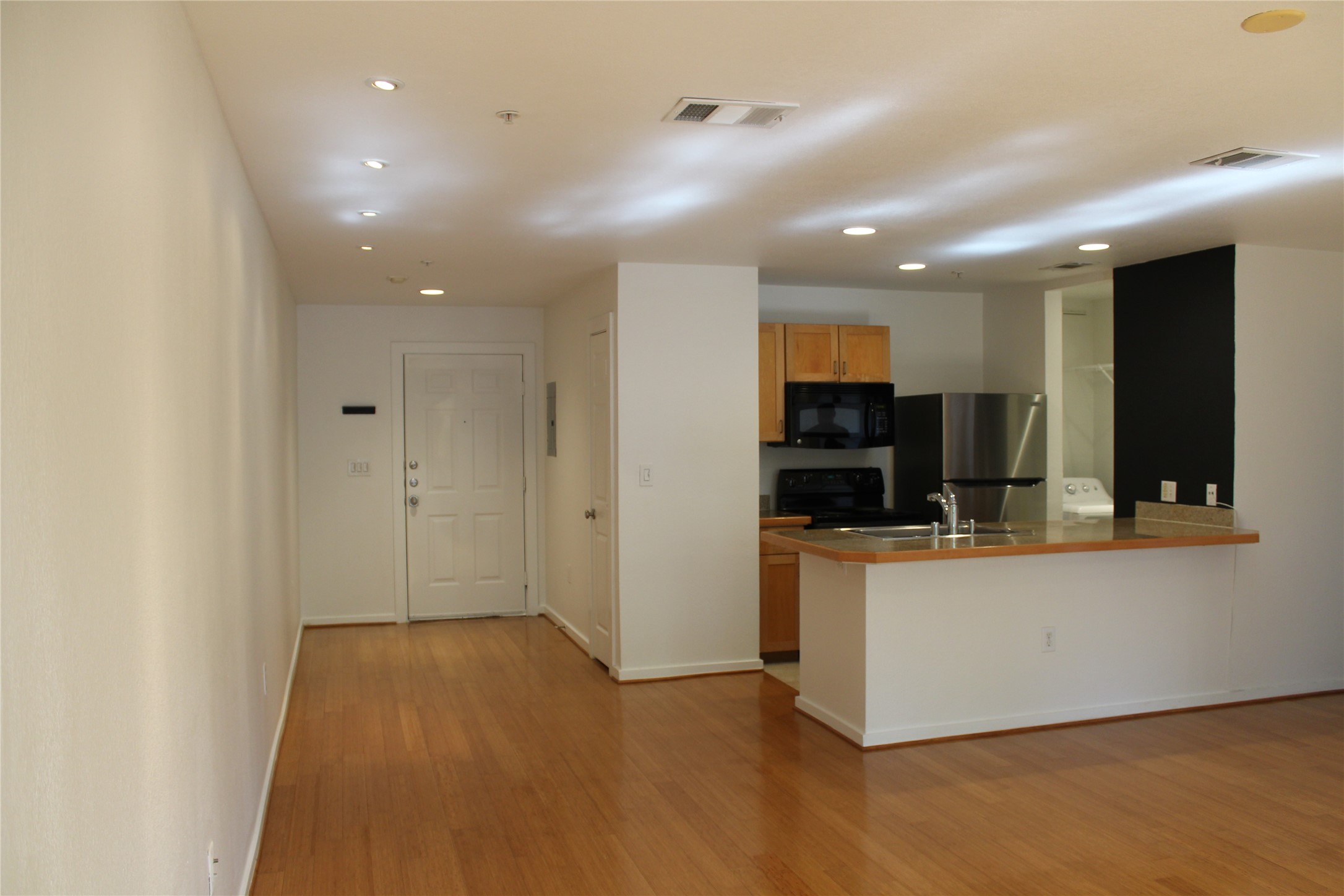 5111 Manett Street 201