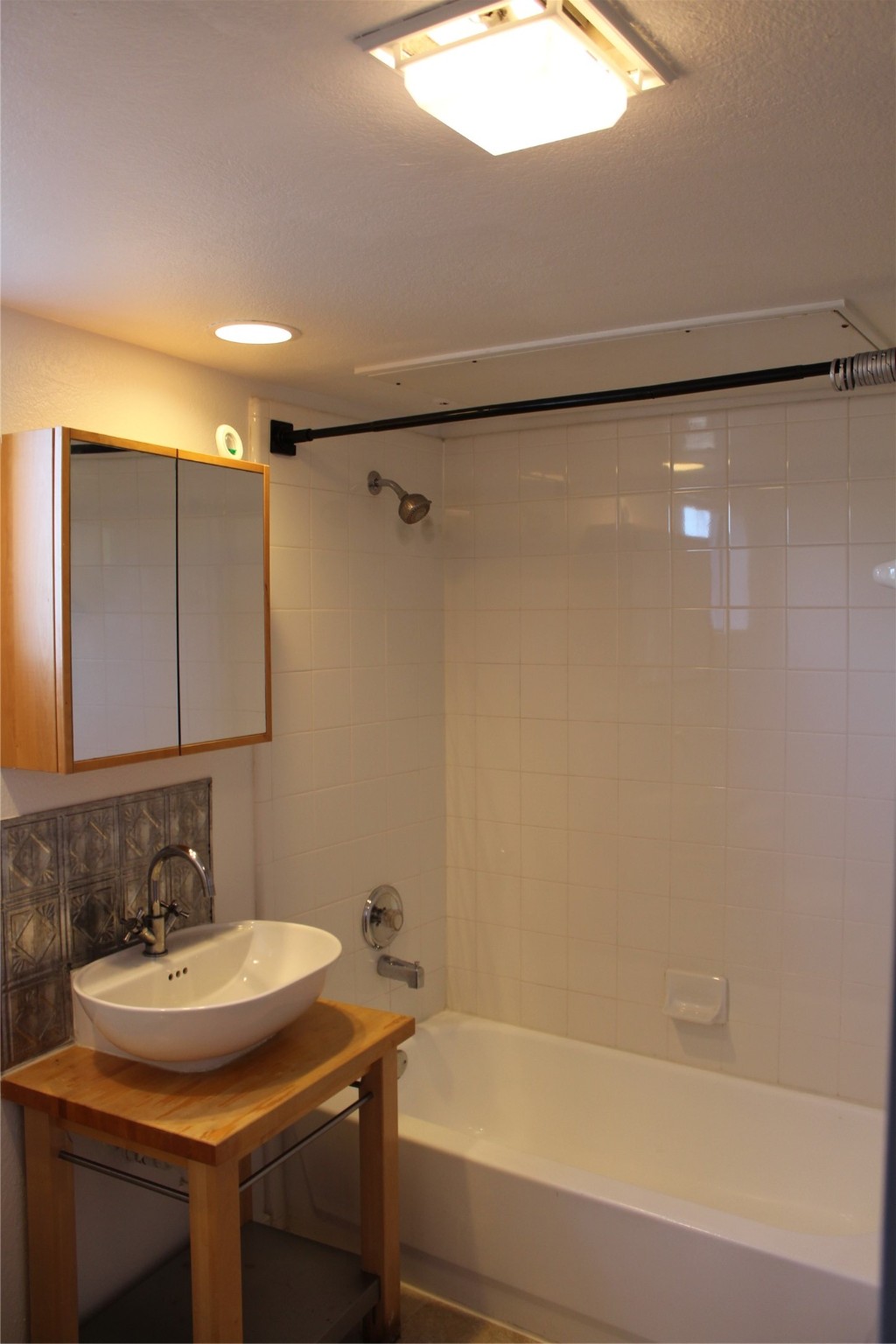 5111 Manett Street 201