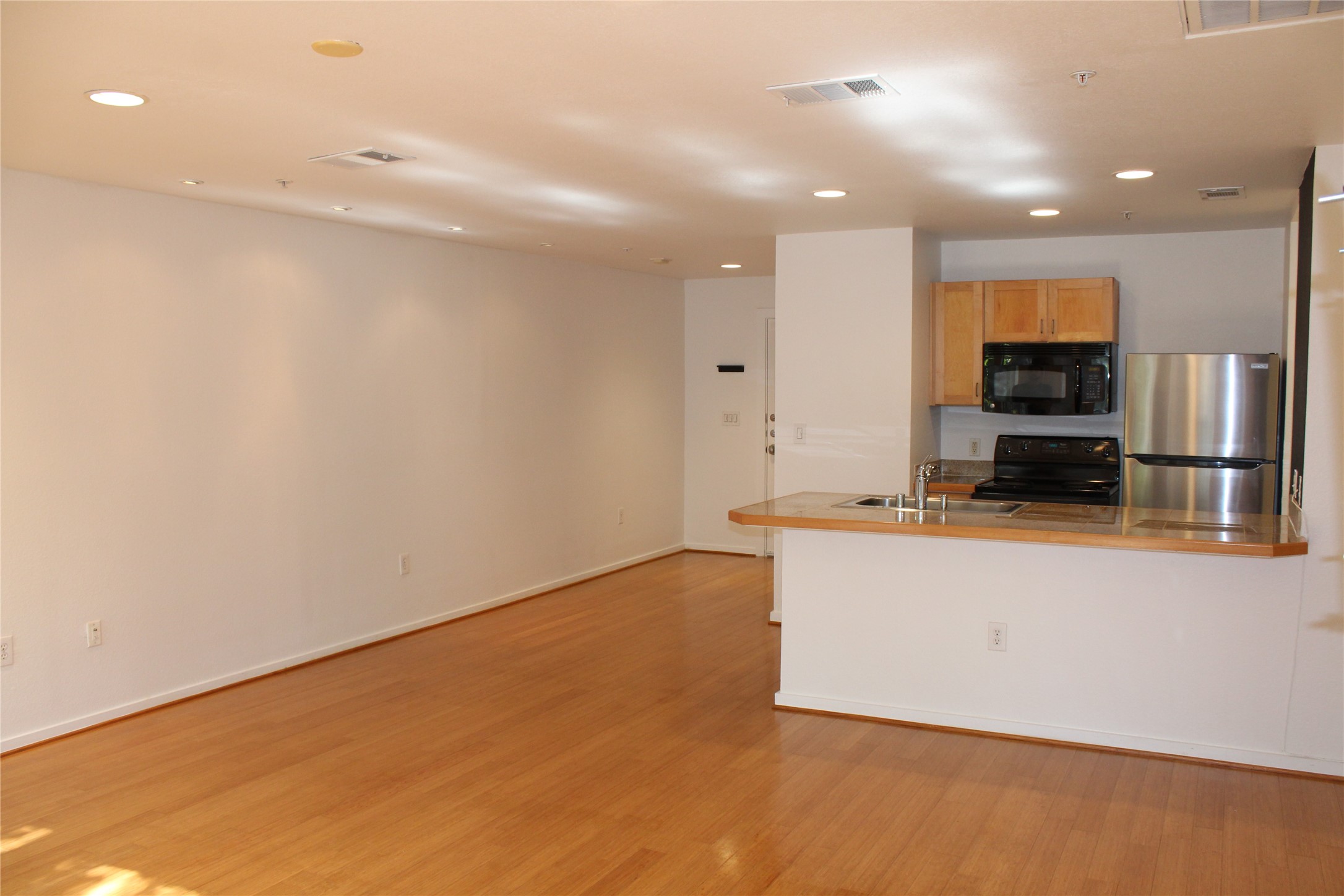 5111 Manett Street 201