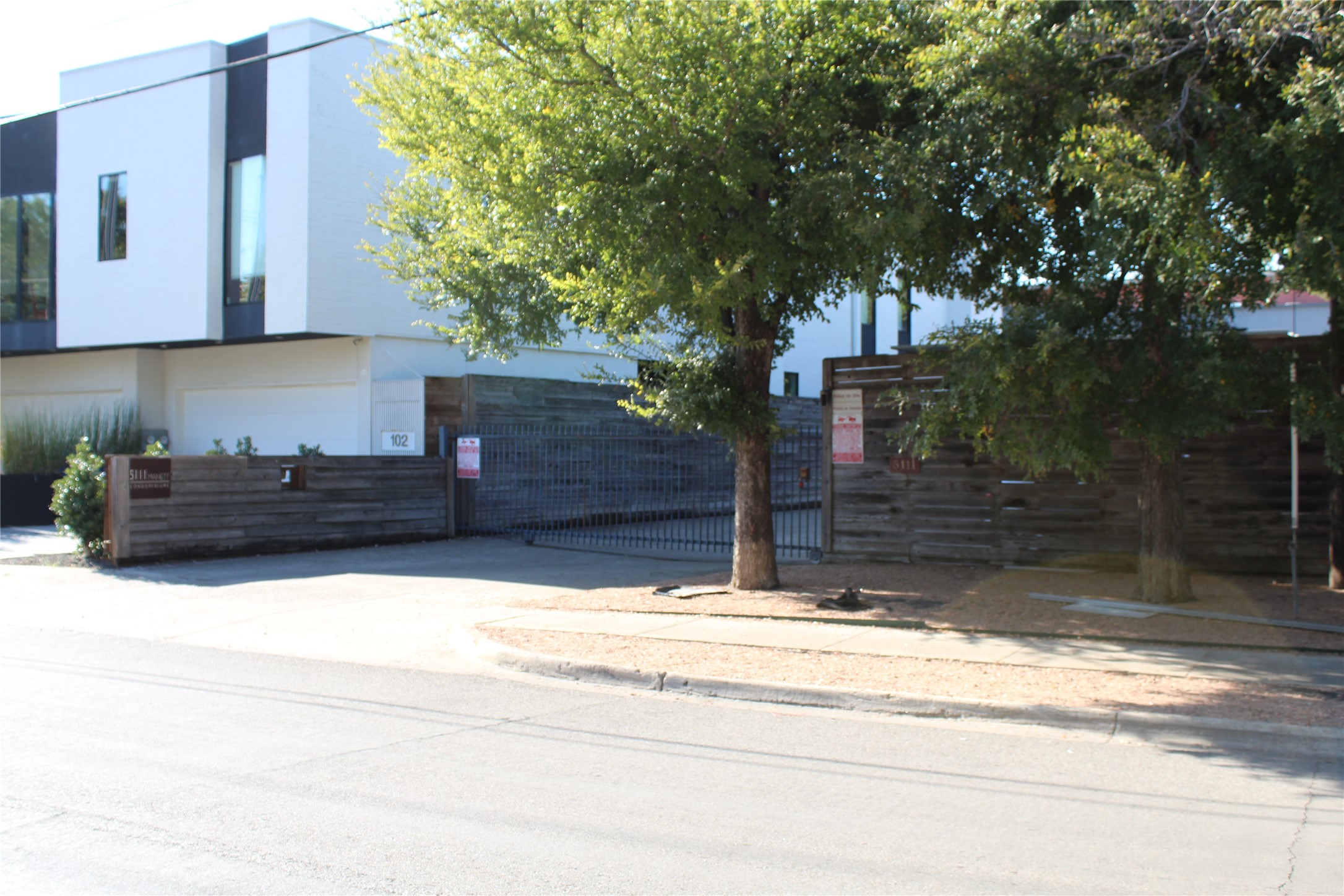 5111 Manett Street 201