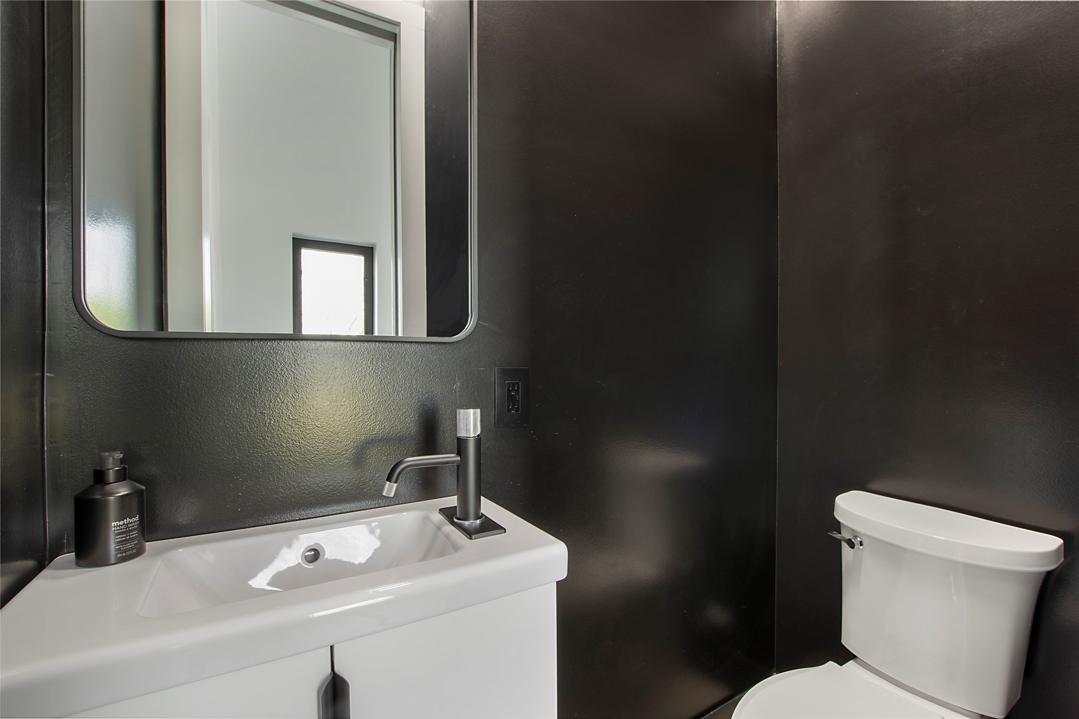 1976 County Road 655