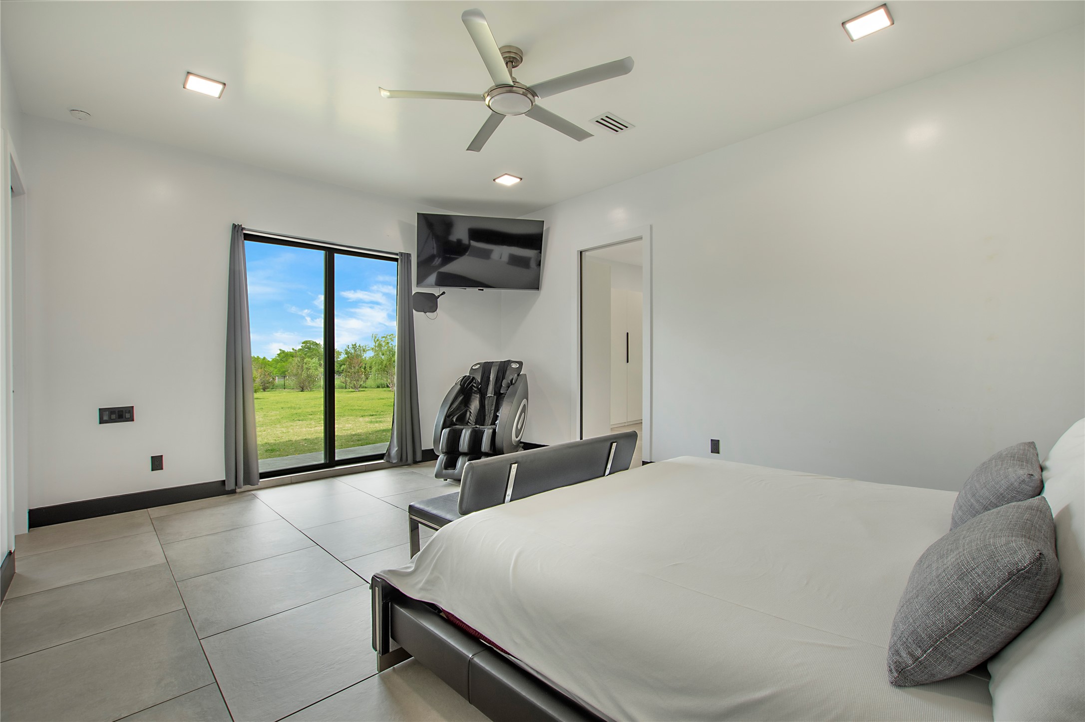 1976 County Road 655