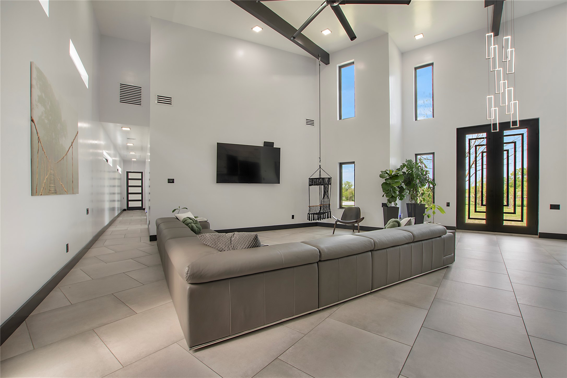 1976 County Road 655