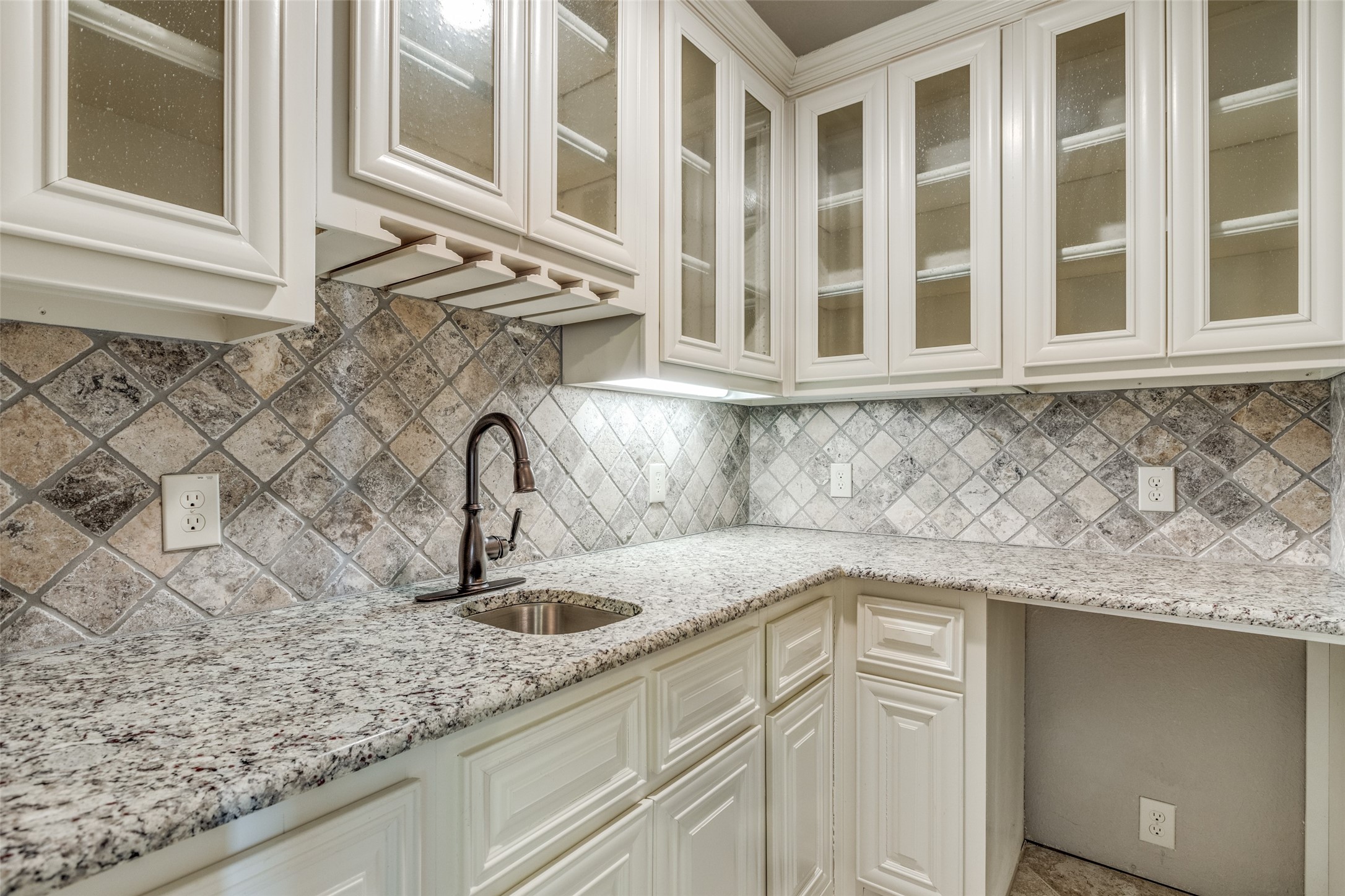 671 Sibyl Lane