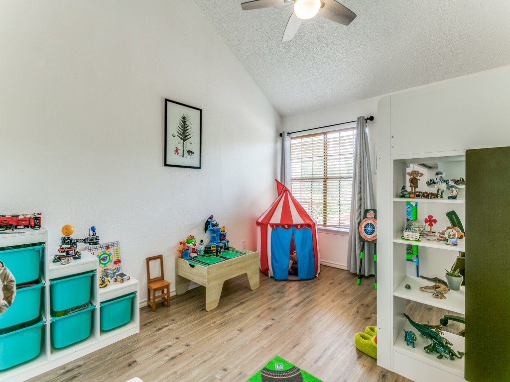 606 Fiesta Circle