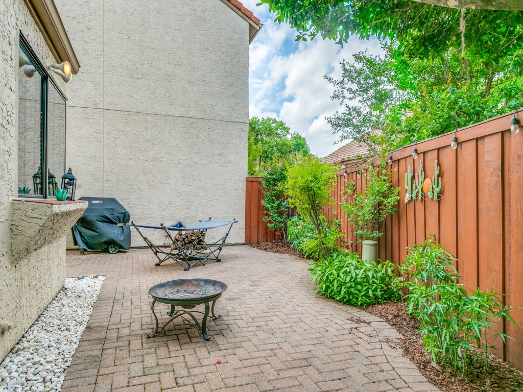 606 Fiesta Circle