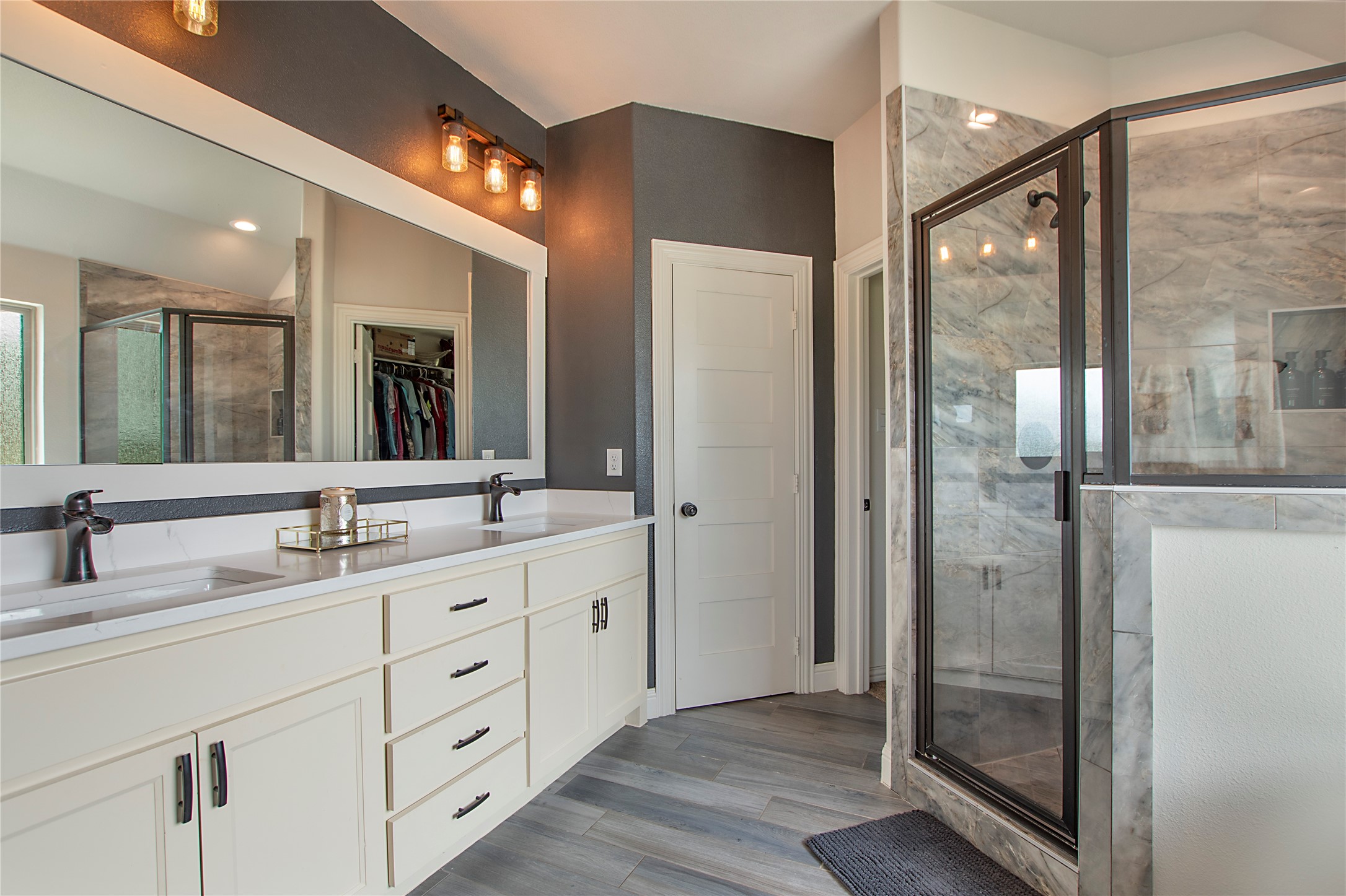1099 Tawakoni Lane