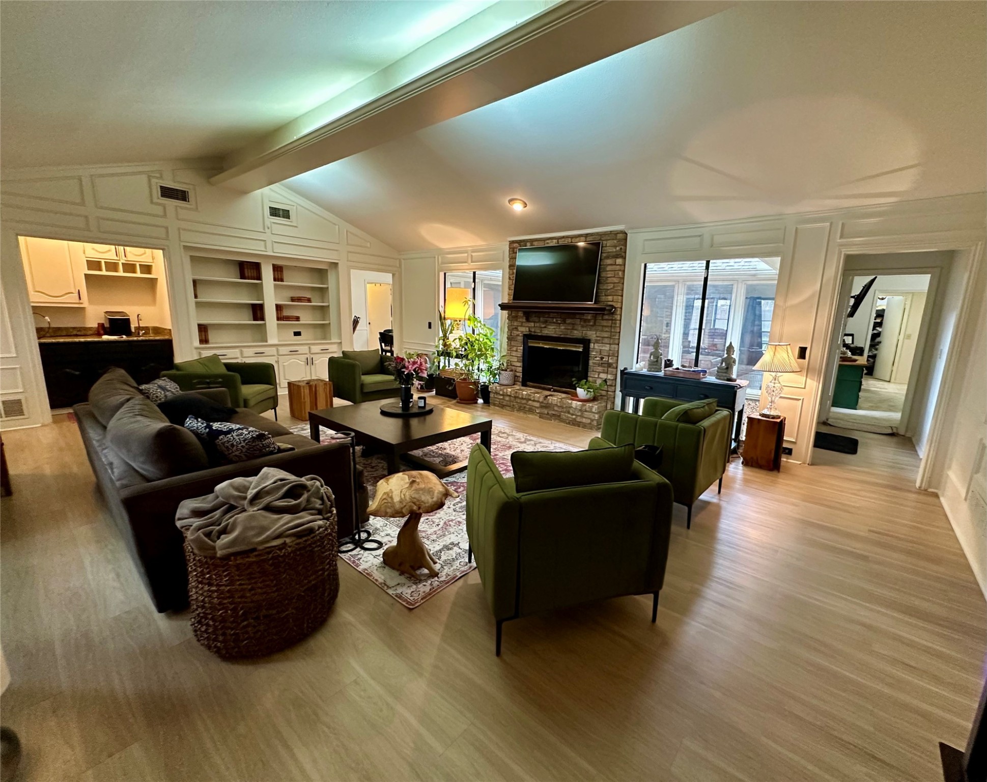 7145 Crooked Oak Drive