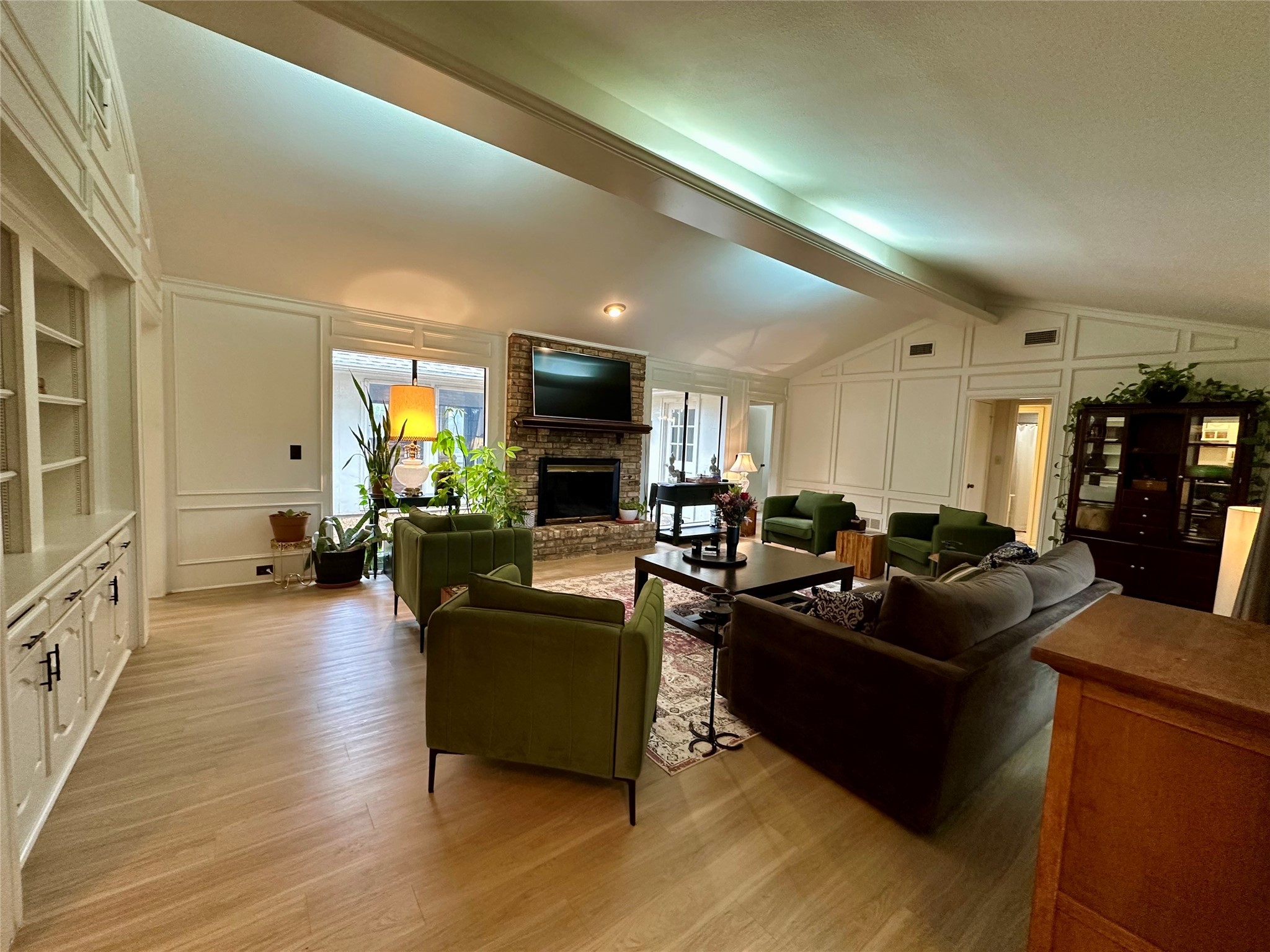 7145 Crooked Oak Drive