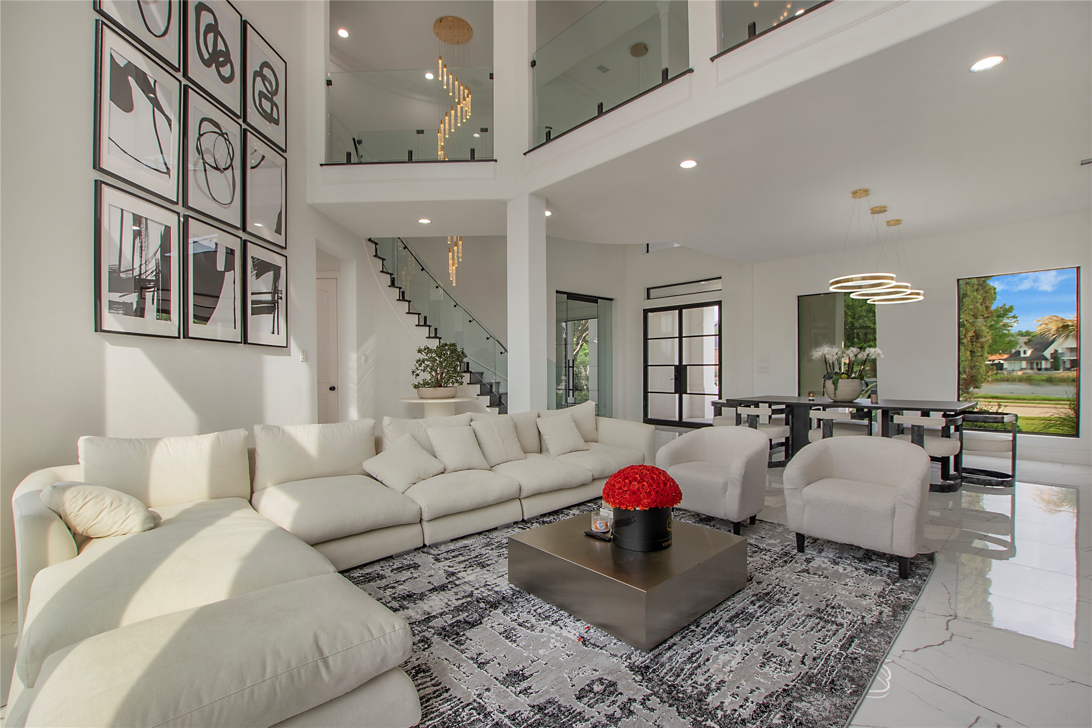 4824 Longvue Drive