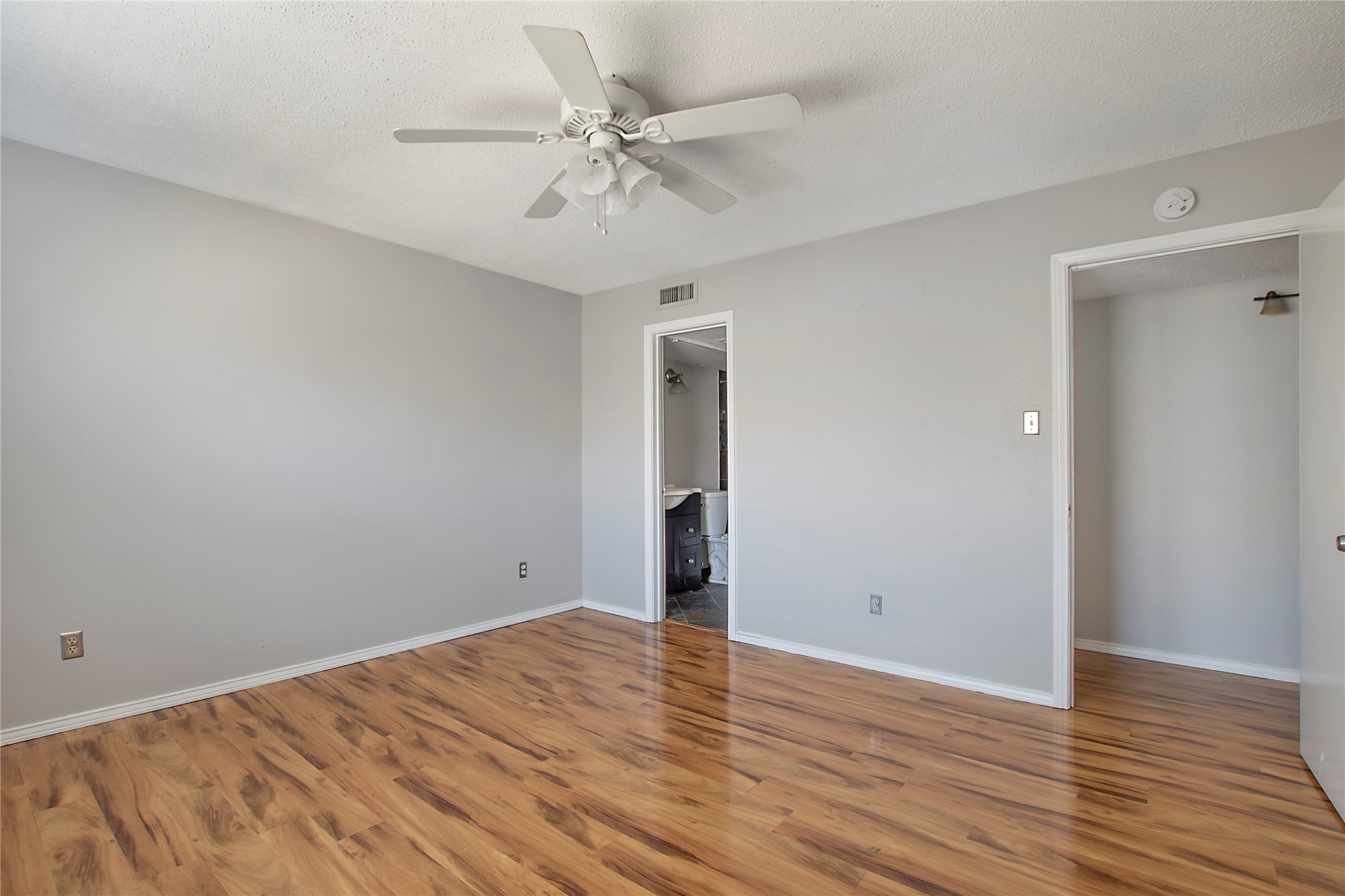 5817 Sandhurst Lane C