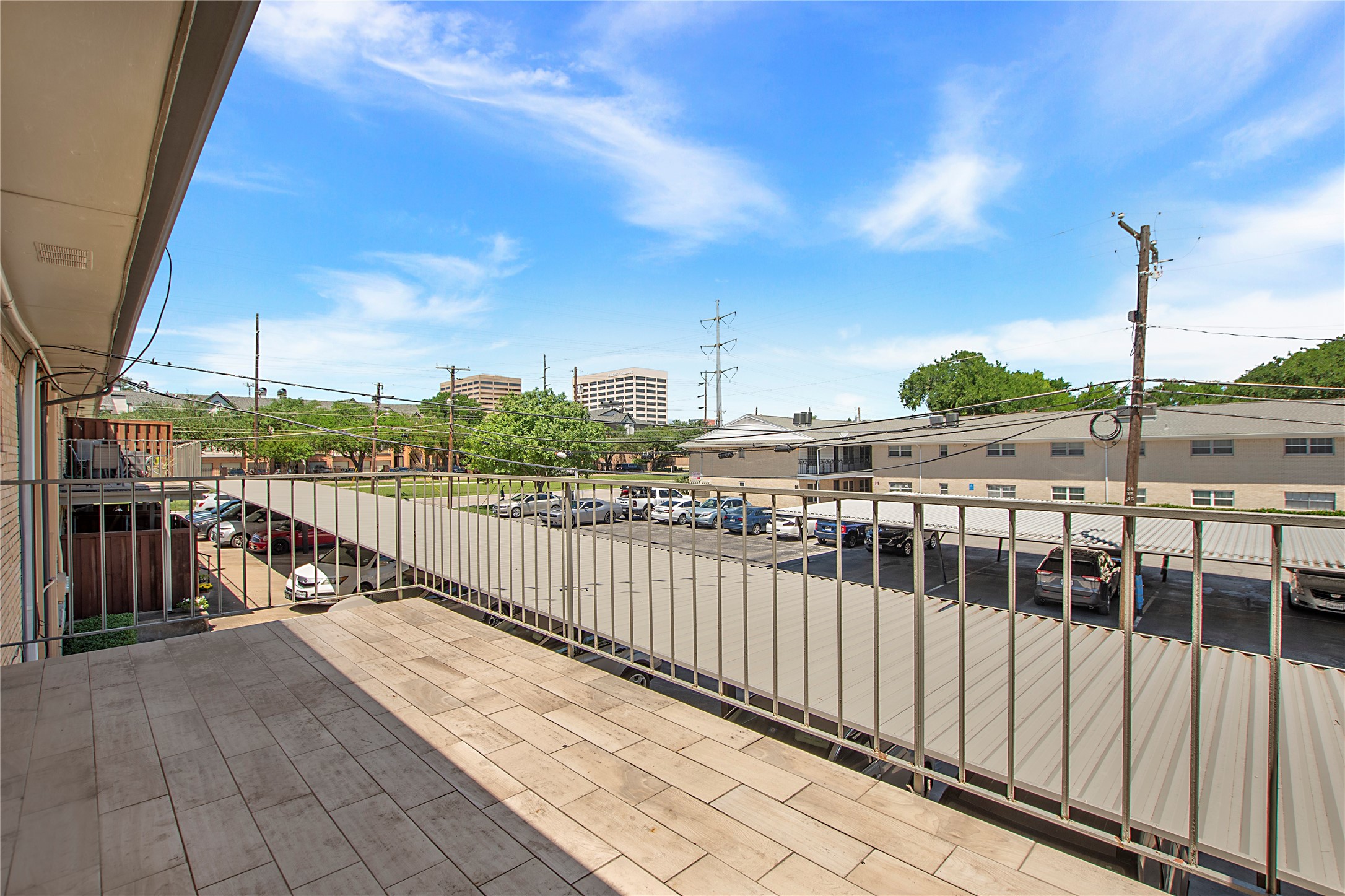 5817 Sandhurst Lane C