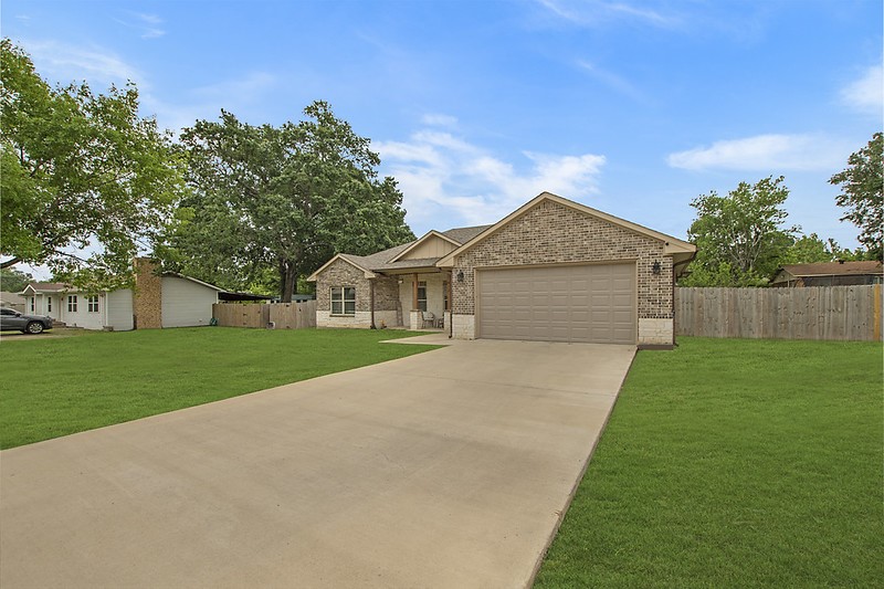 412 Stadium Lane