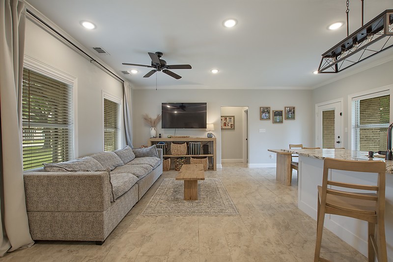 412 Stadium Lane