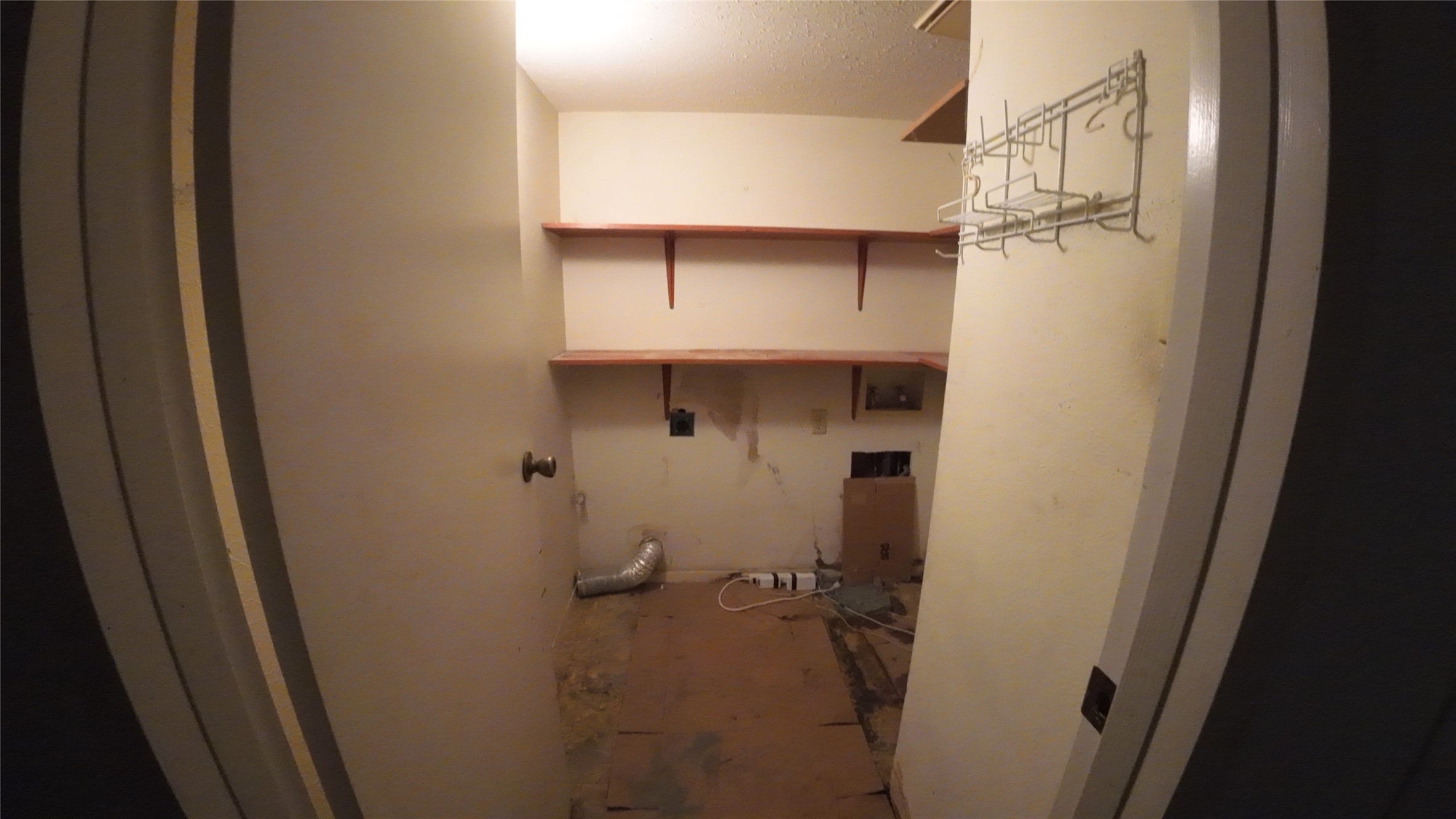 1817 Lewis Drive