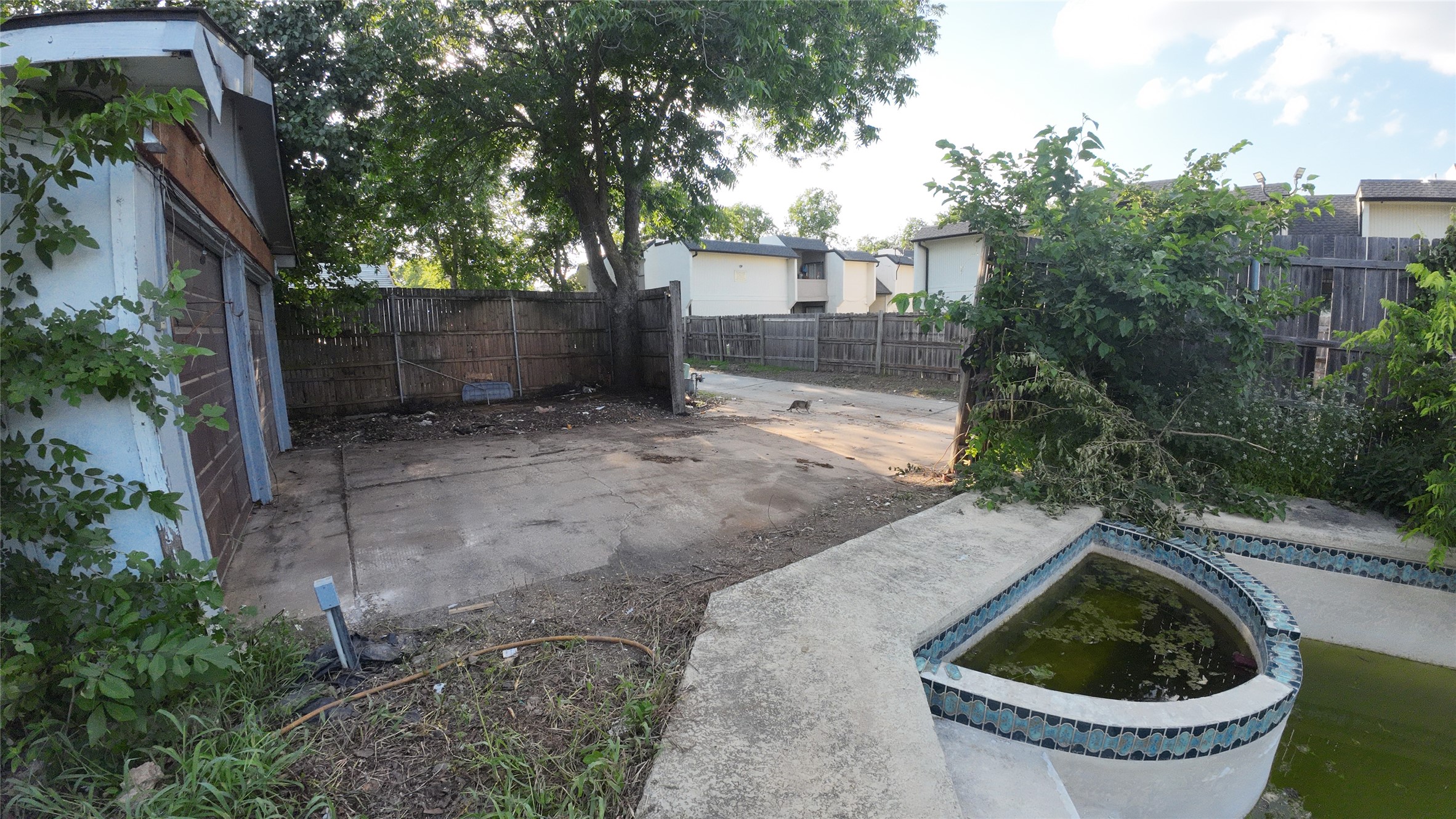 1817 Lewis Drive
