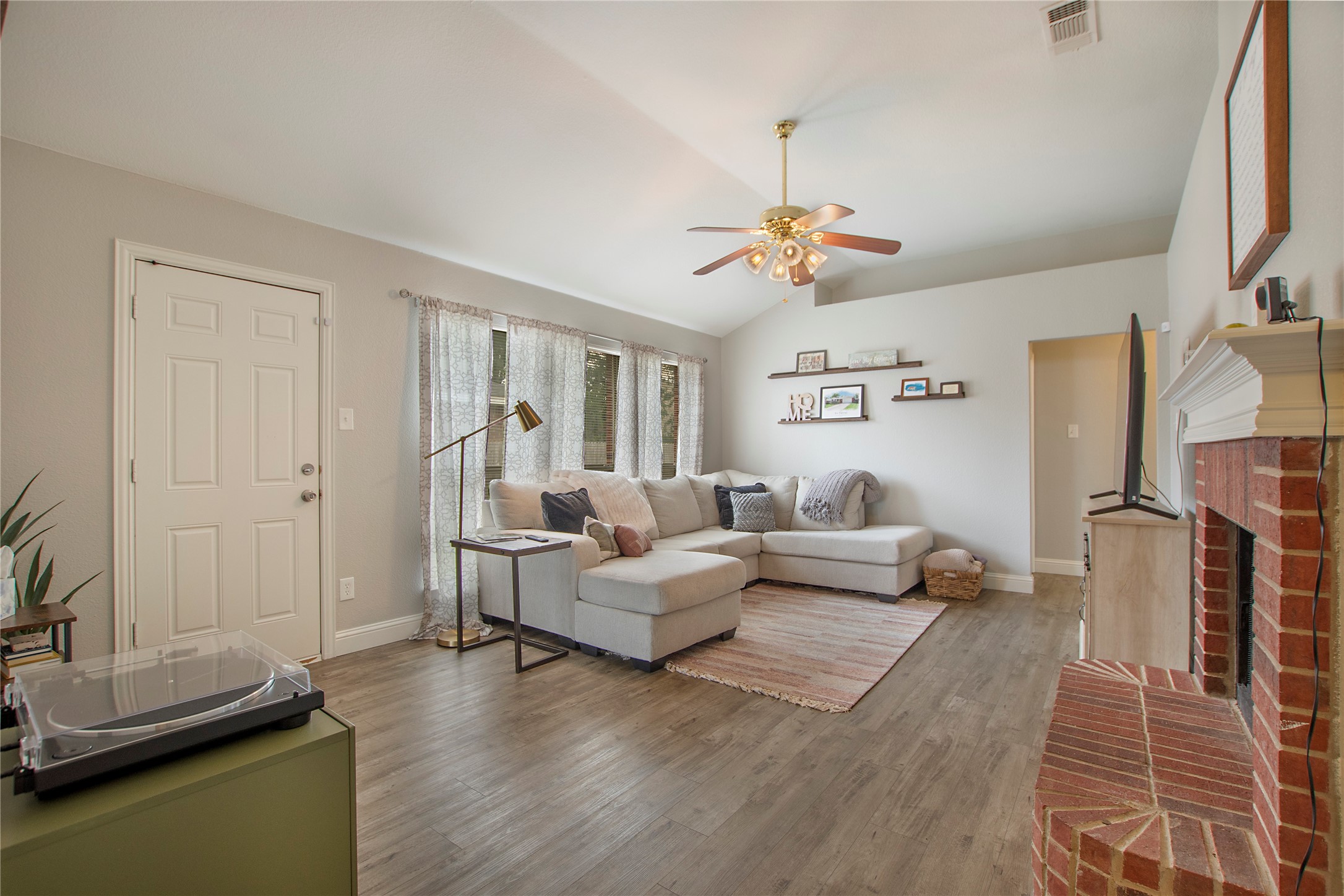 1034 Palomino Drive
