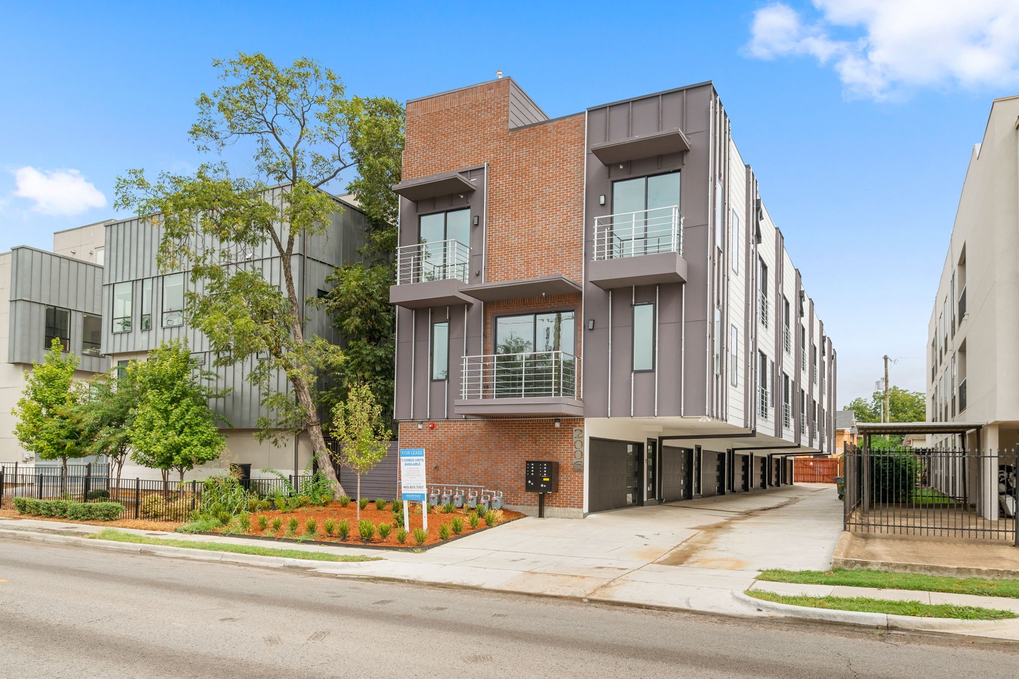 2006 N Fitzhugh 7
