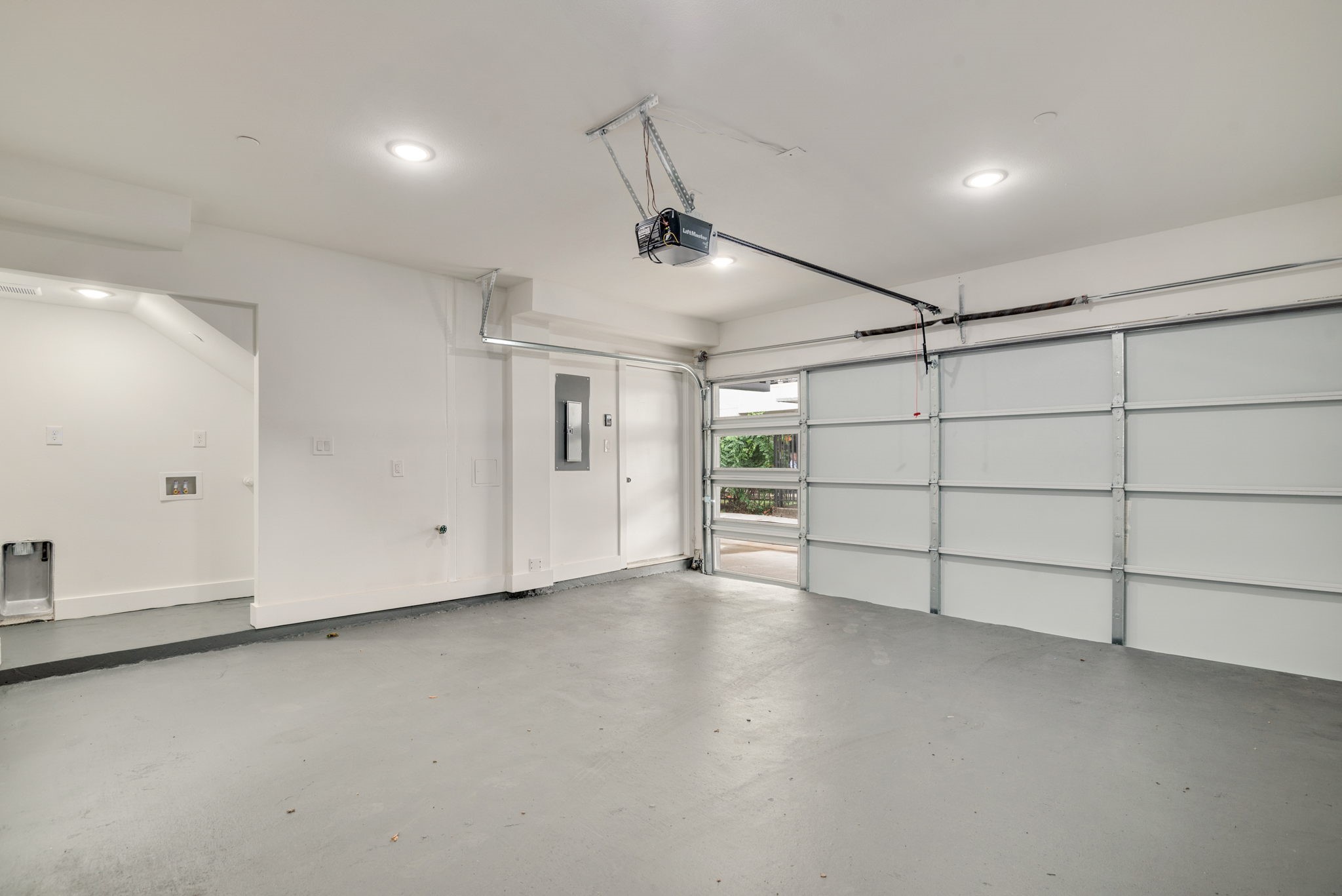 2006 N Fitzhugh 7