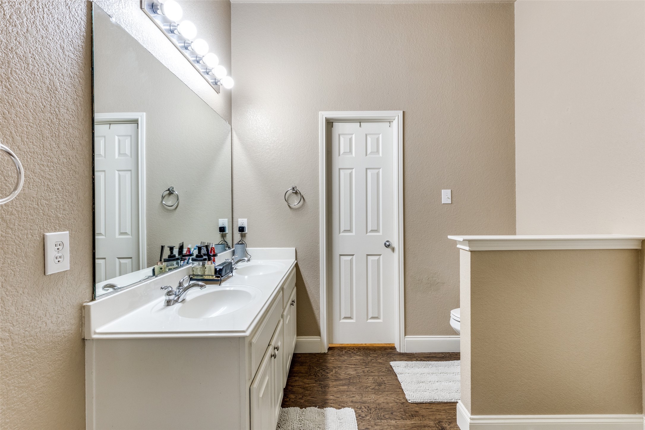 13729 Village Vista Drive