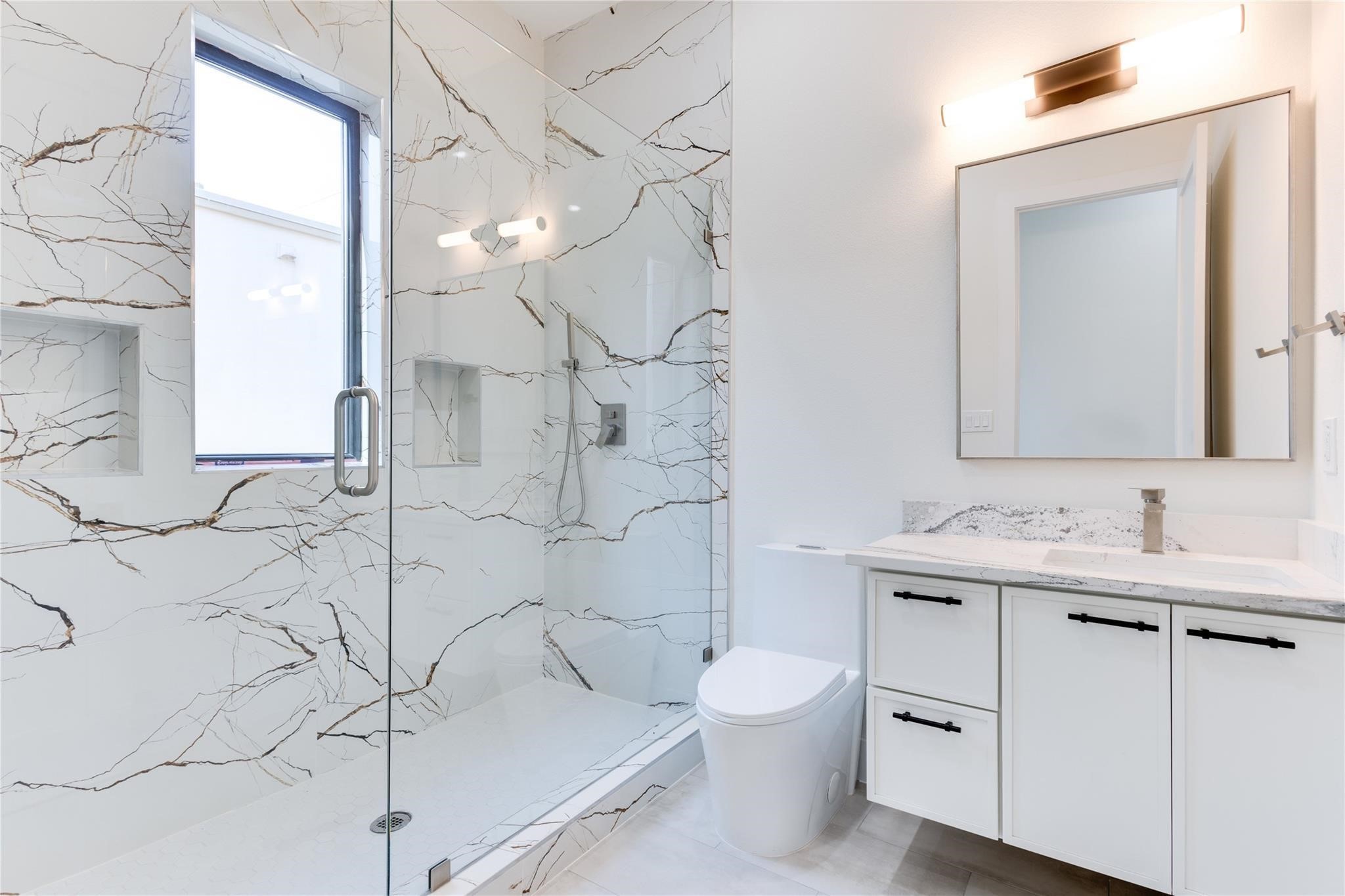 4206 Cabell Drive 104