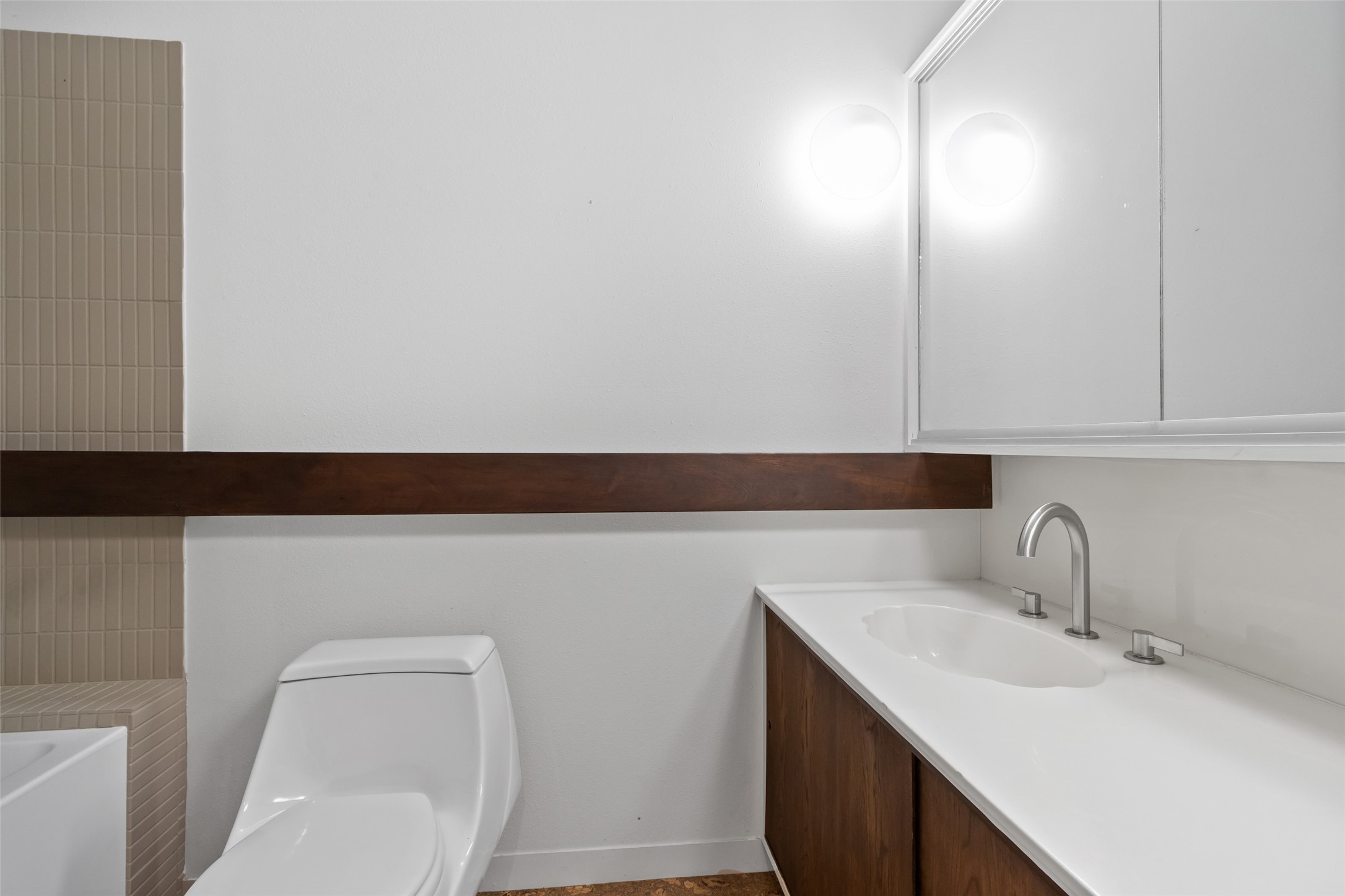 1703 E Barbara Street