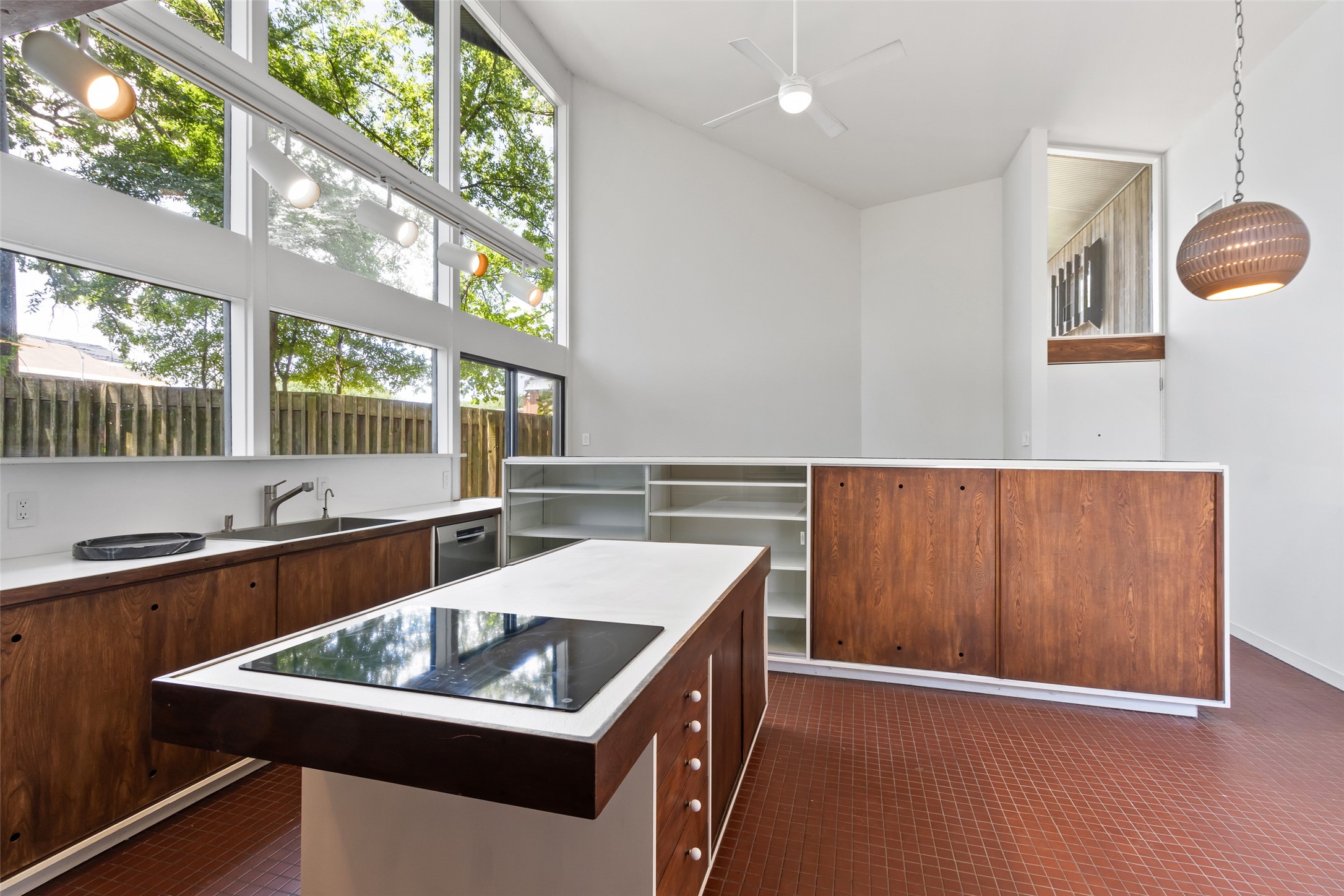 1703 E Barbara Street