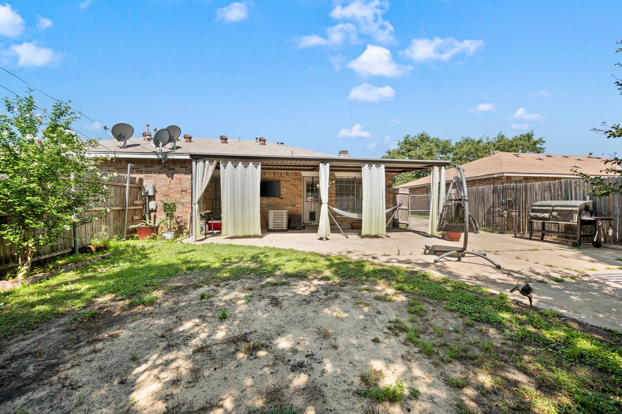 5714 Westchase Drive